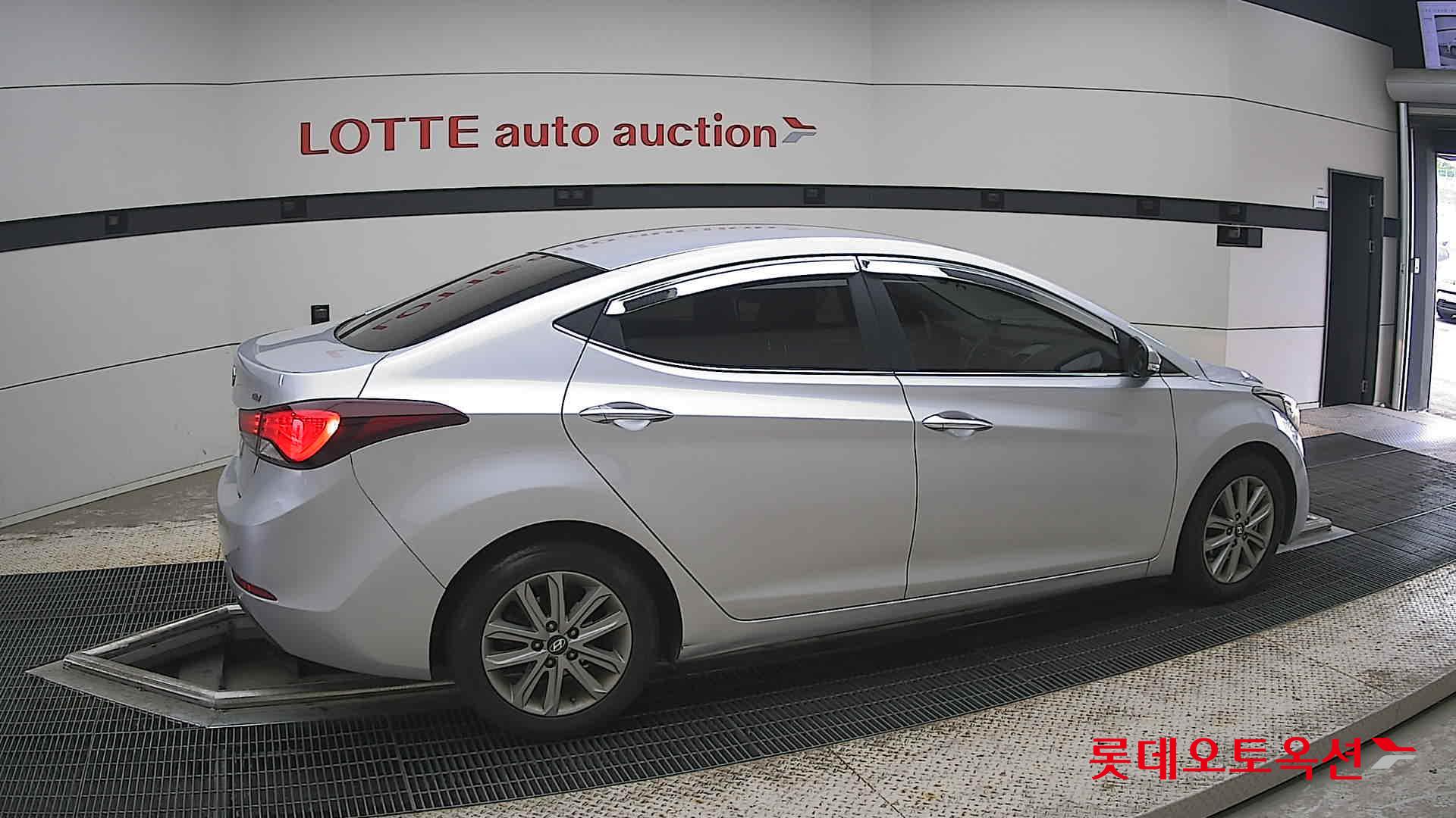 2014 - hyundai avante