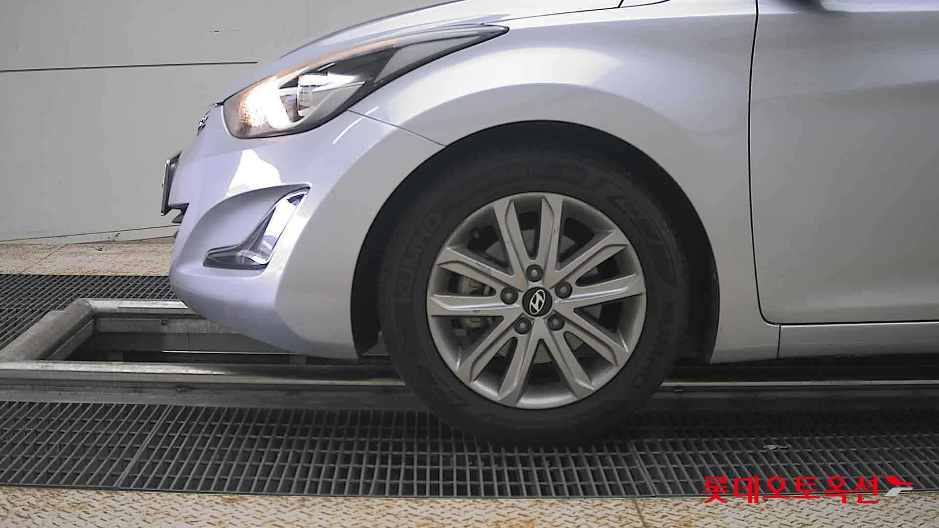 2014 - hyundai avante
