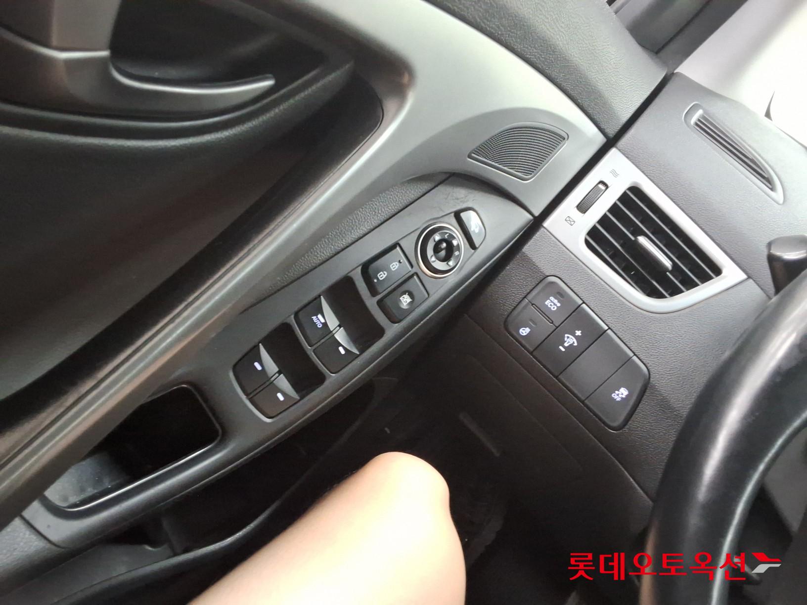 2014 - hyundai avante