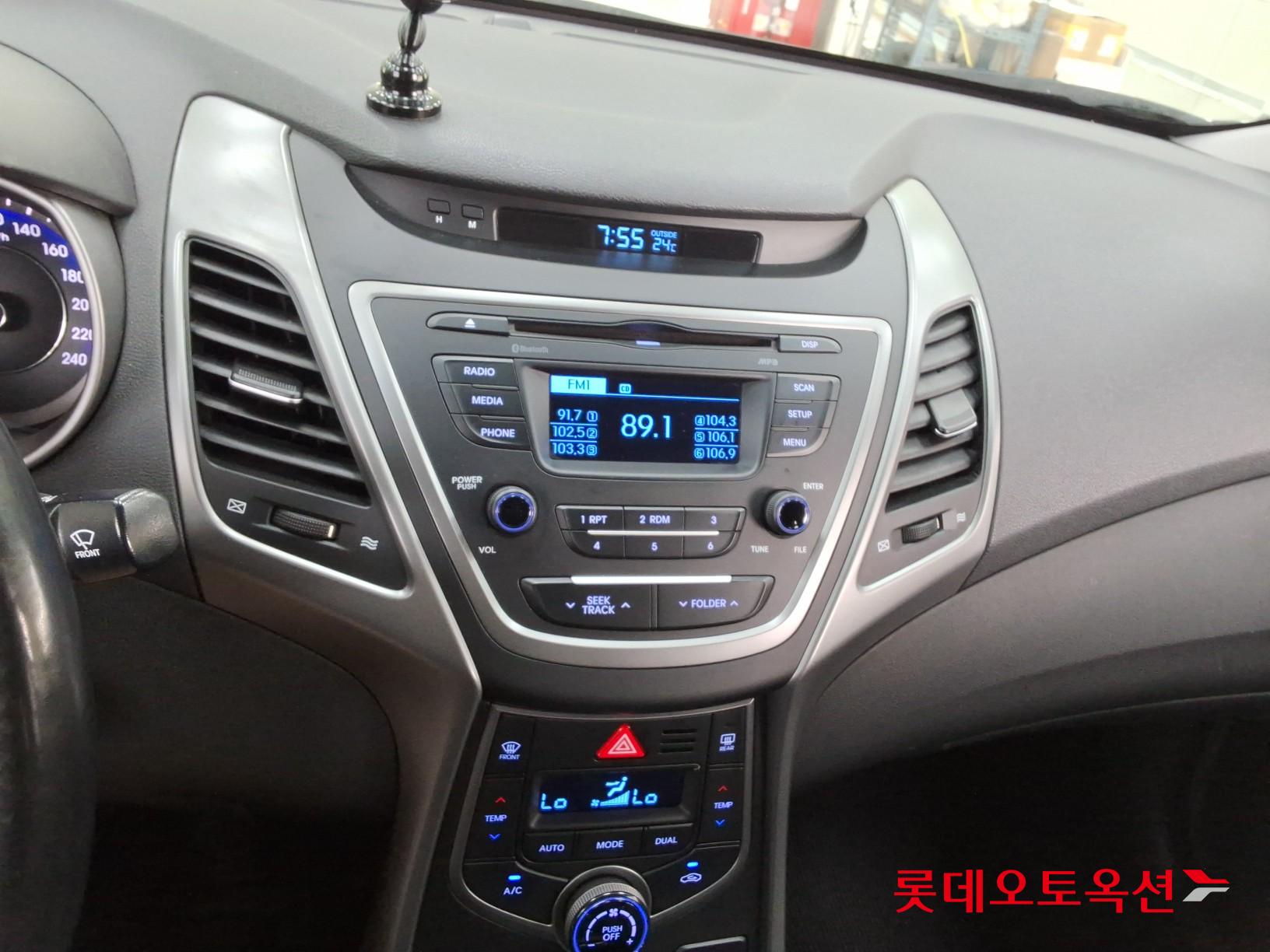 2014 - hyundai avante