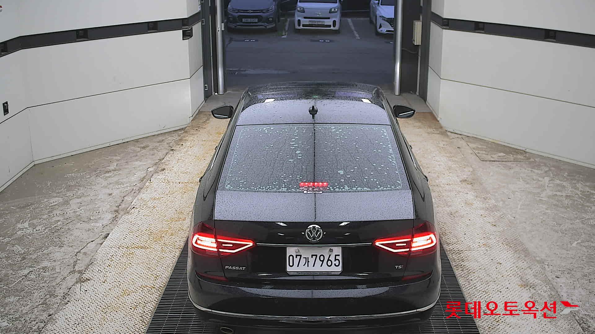 2018 - volkswagen passat