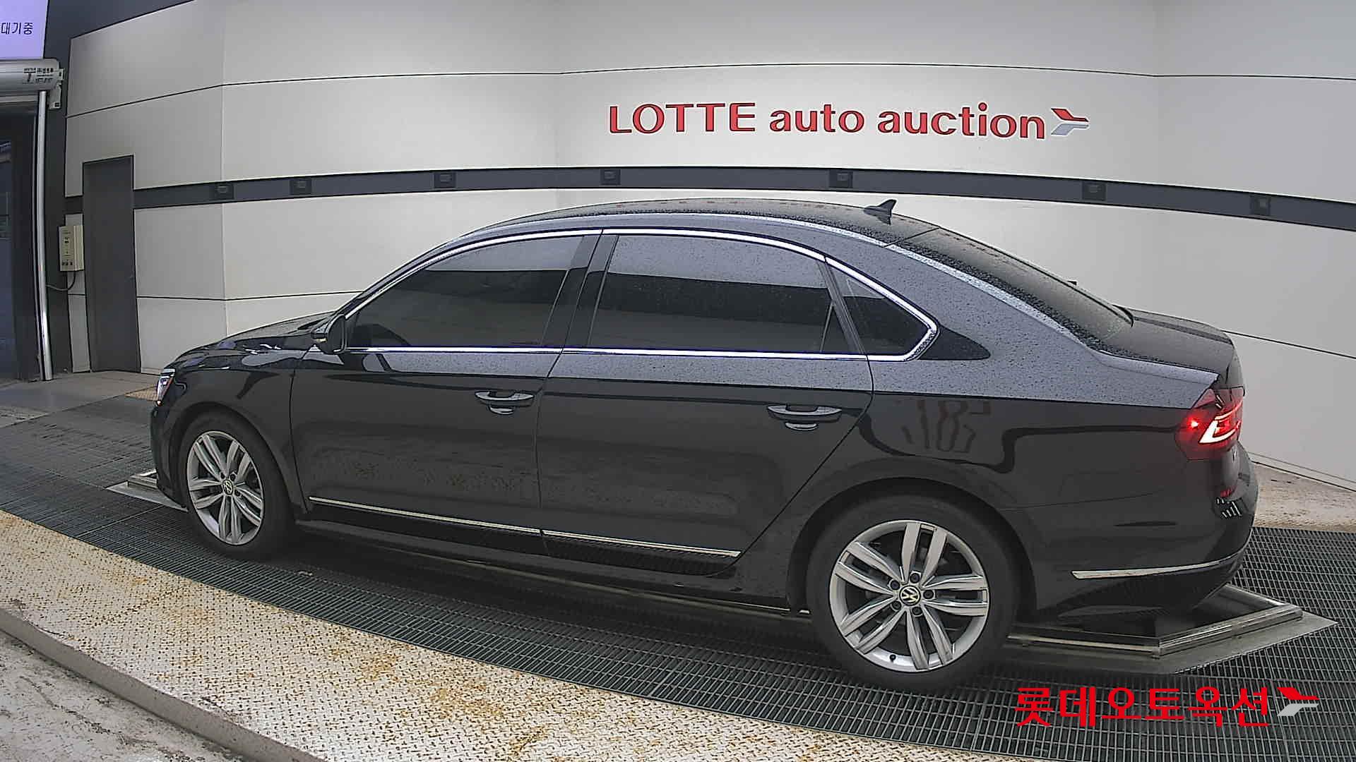 2018 - volkswagen passat