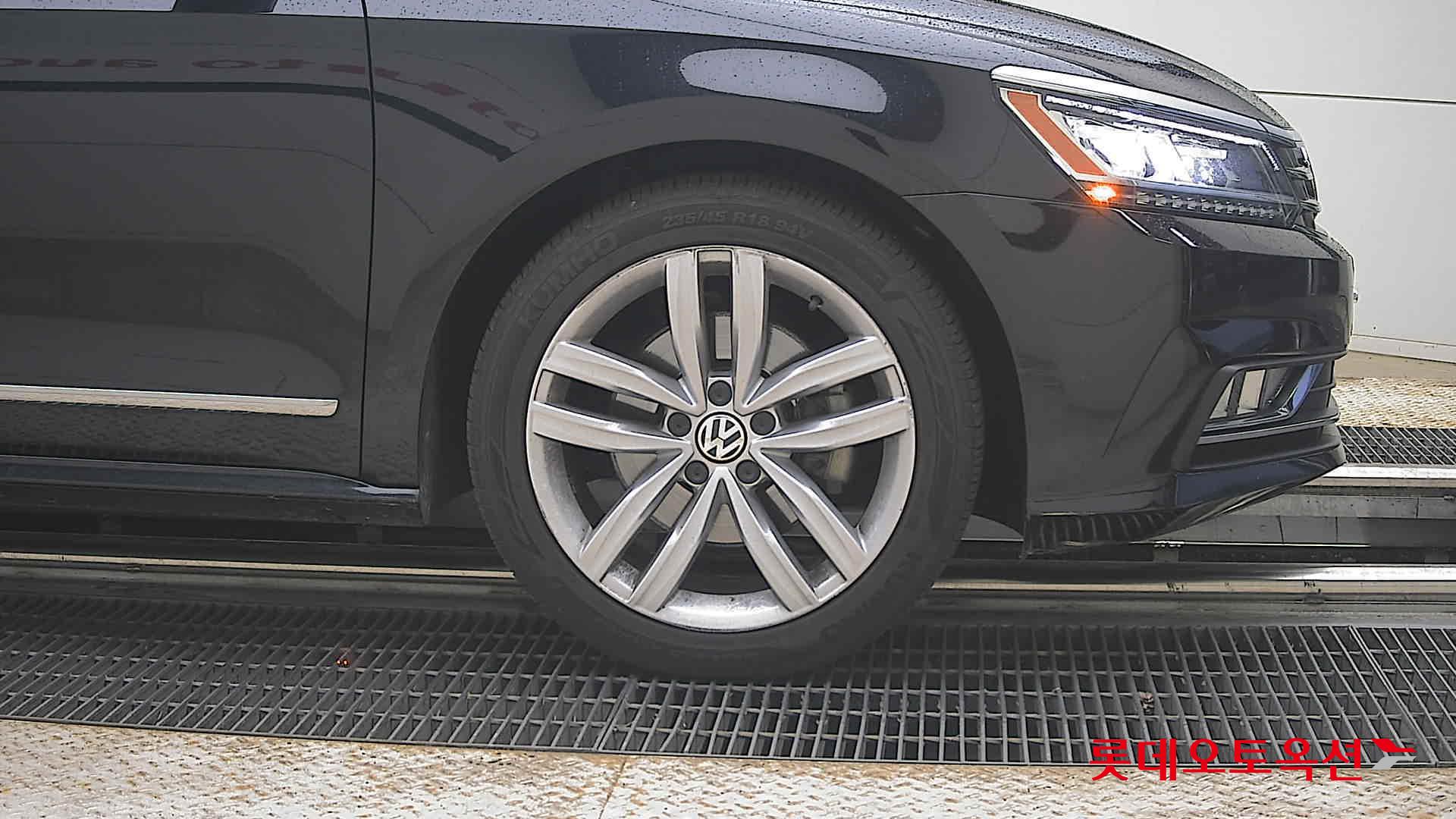 2018 - volkswagen passat
