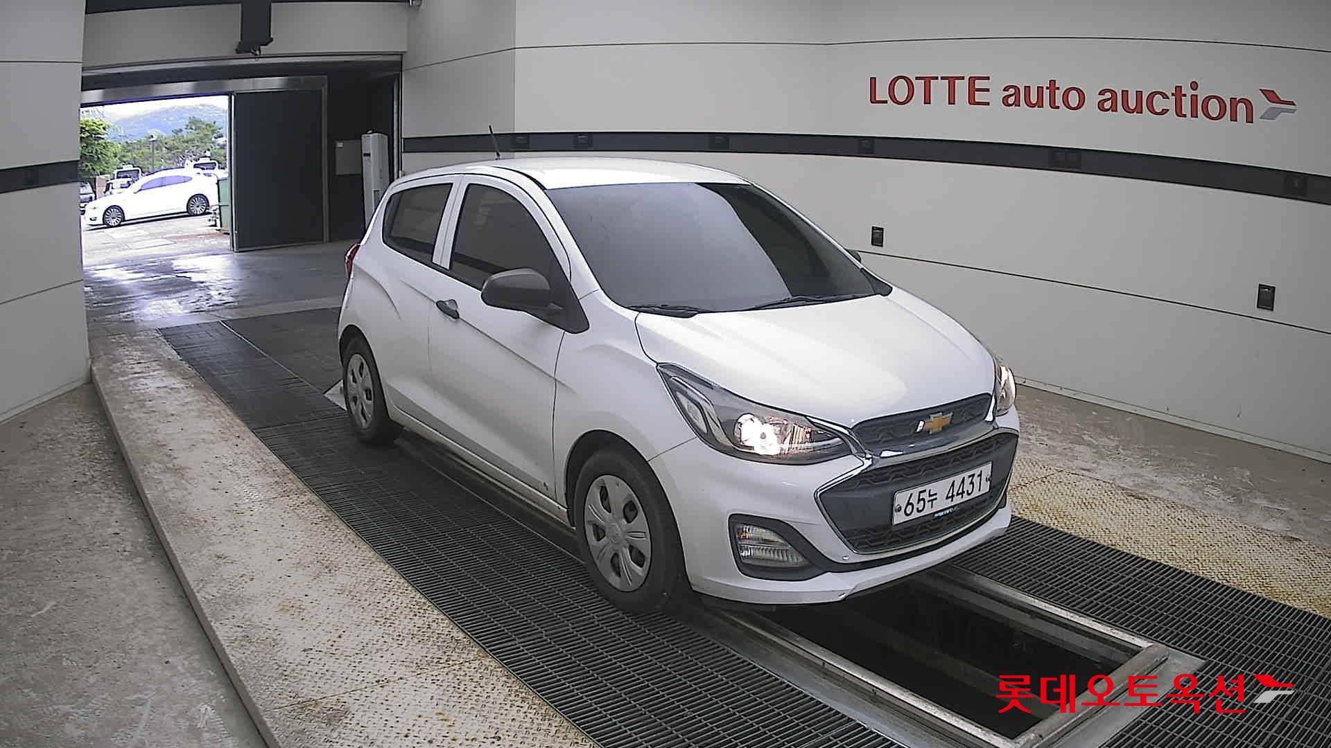 2019 - chevrolet spark