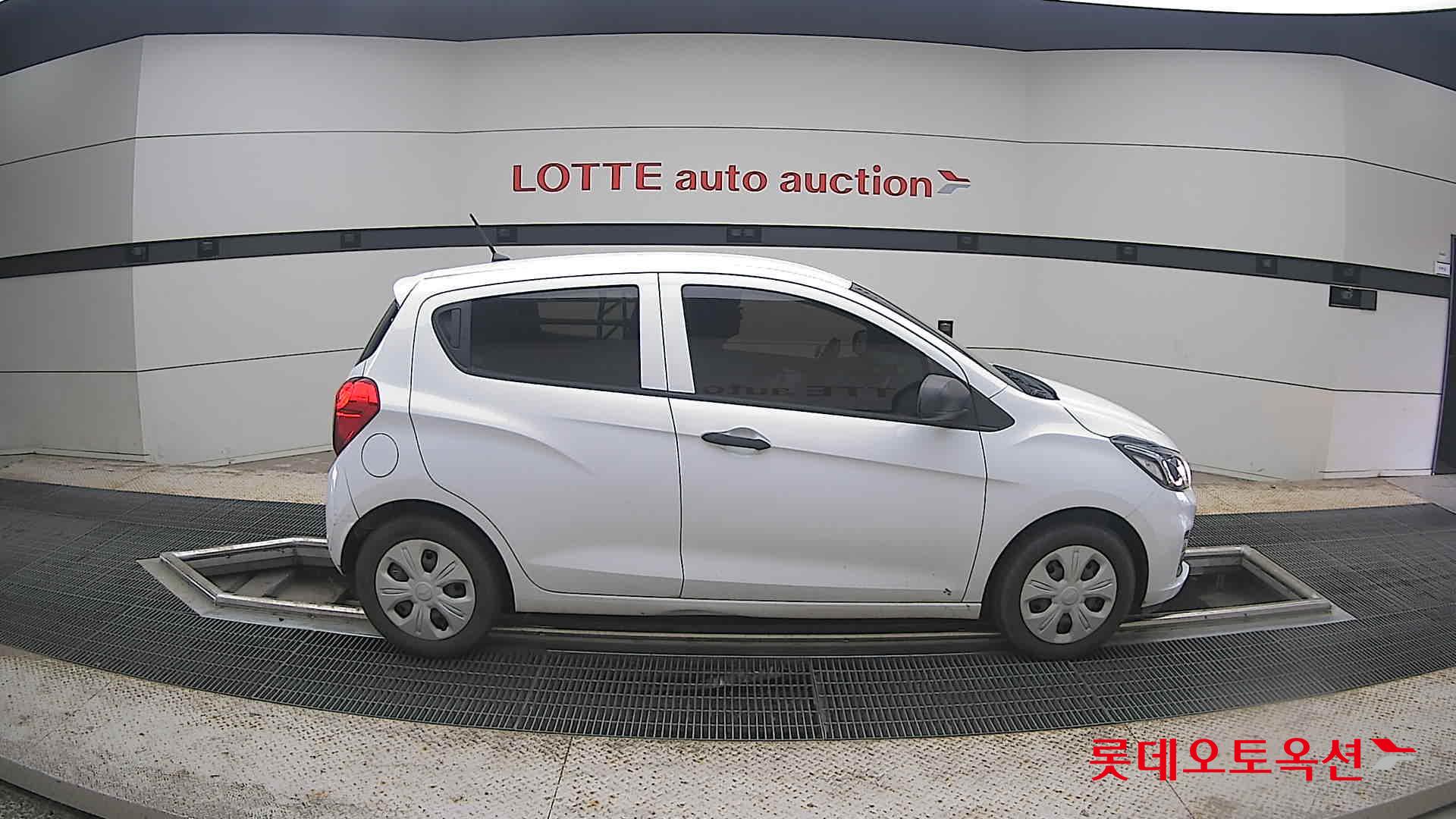 2019 - chevrolet spark
