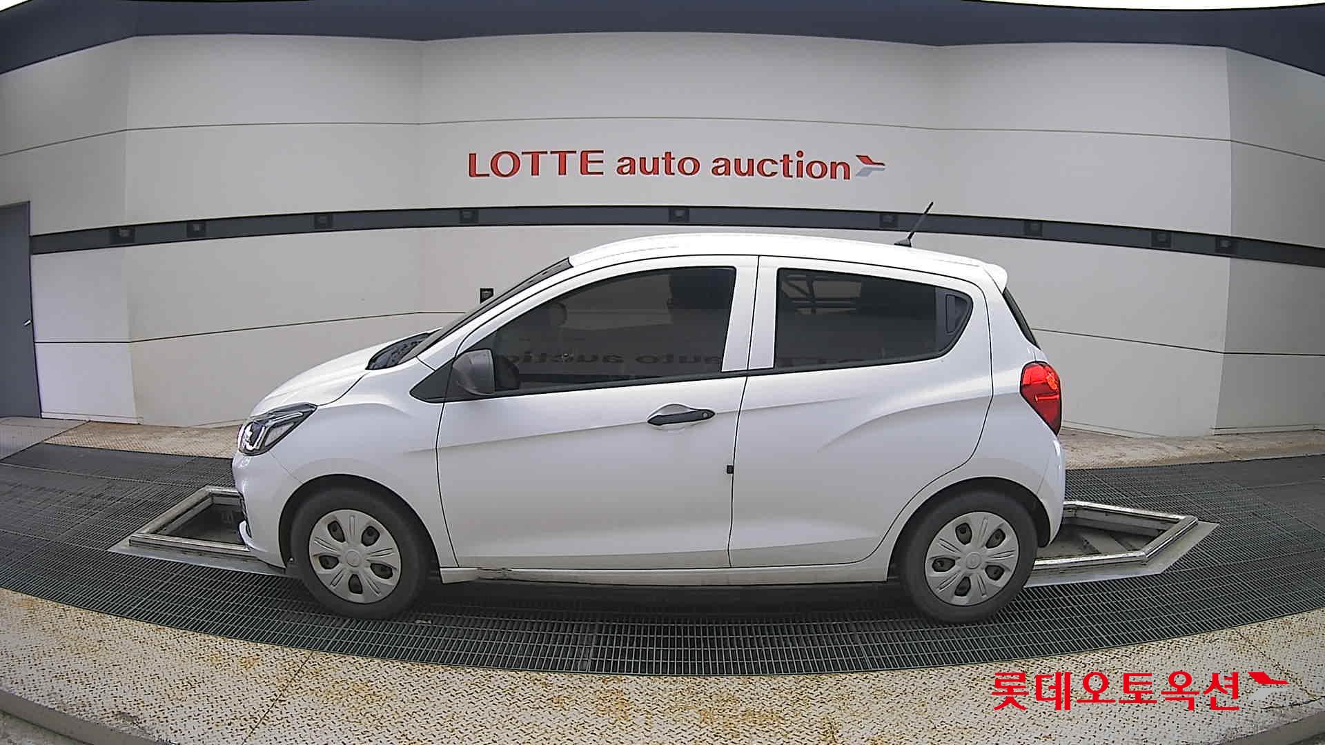 2019 - chevrolet spark
