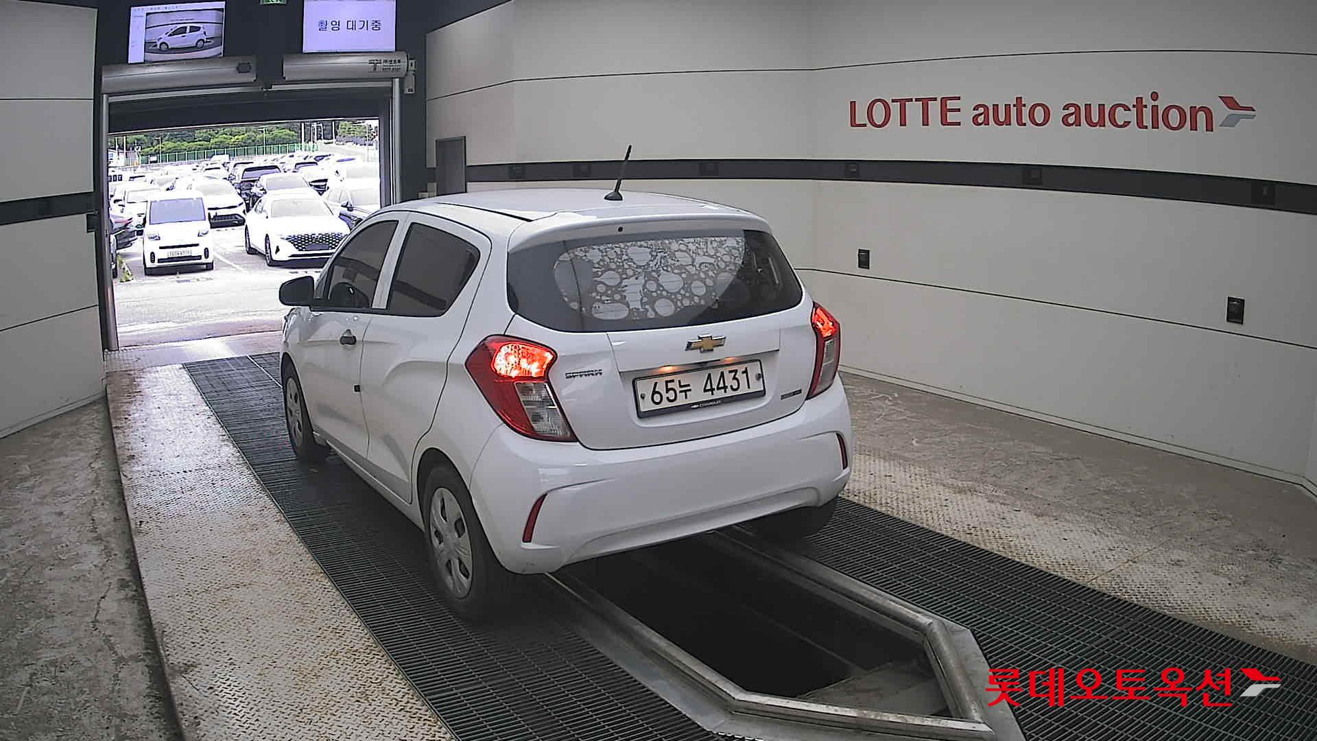 2019 - chevrolet spark