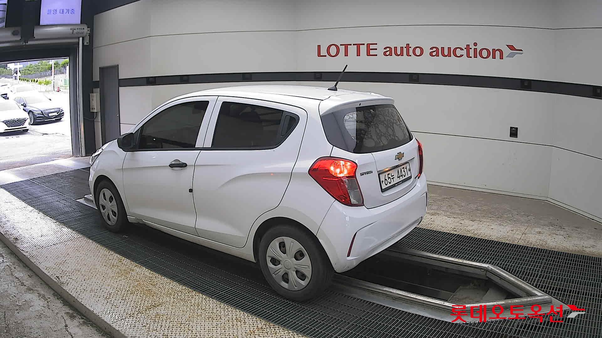2019 - chevrolet spark