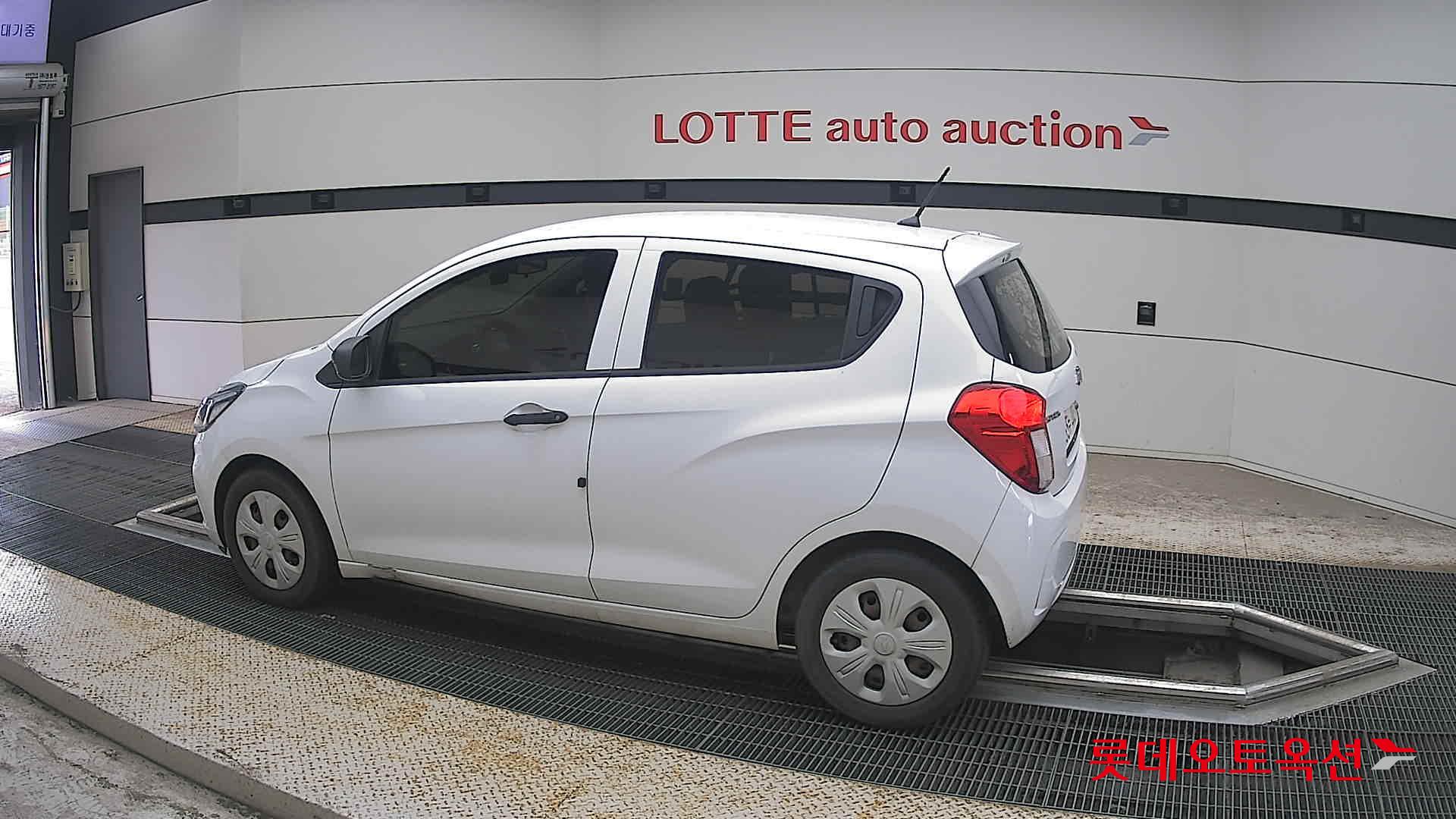 2019 - chevrolet spark