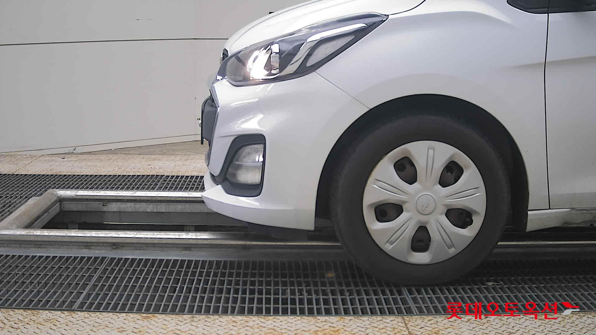 2019 - chevrolet spark