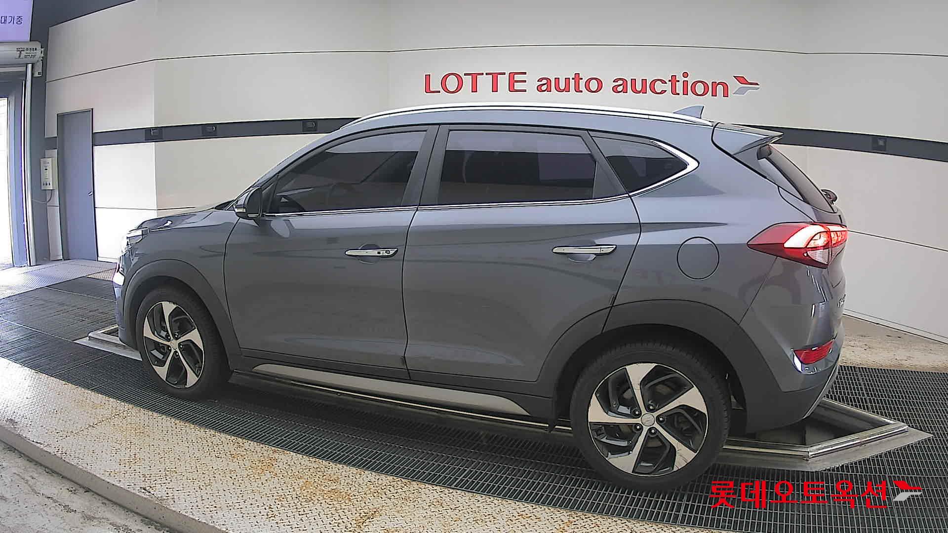 2017 - hyundai tucson