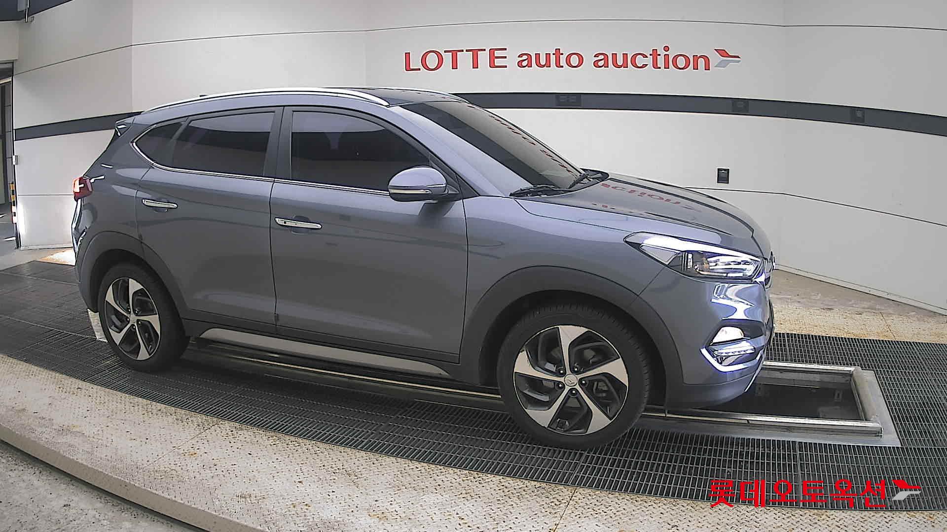 2017 - hyundai tucson
