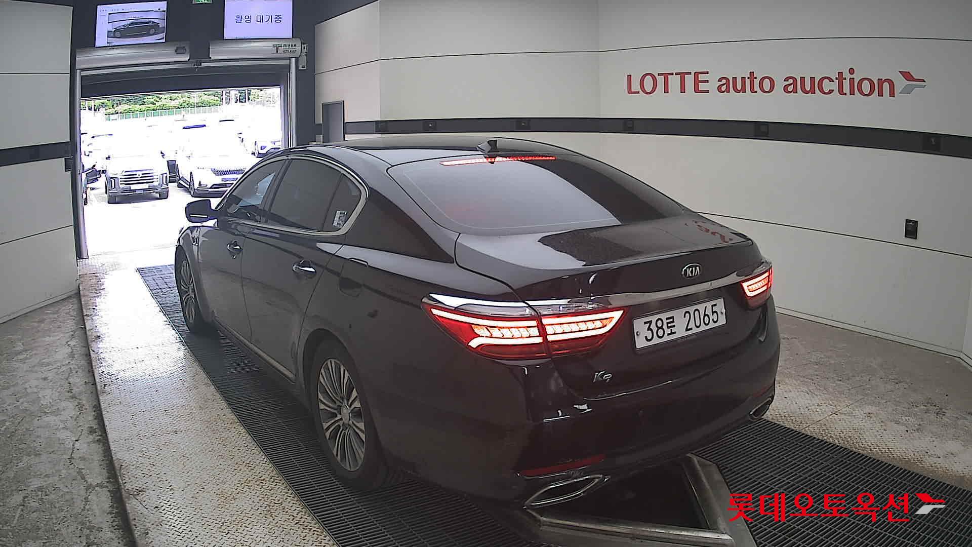 2015 - kia k9