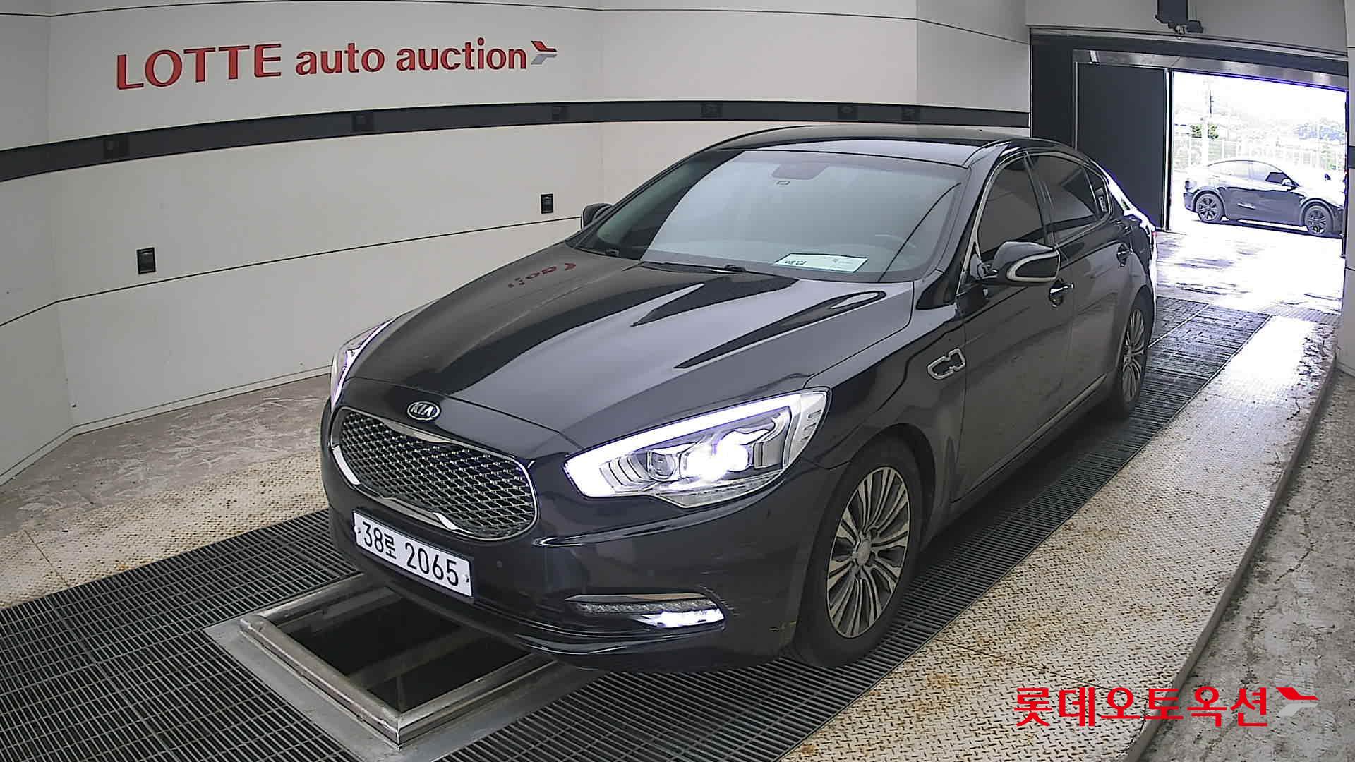 2015 - kia k9