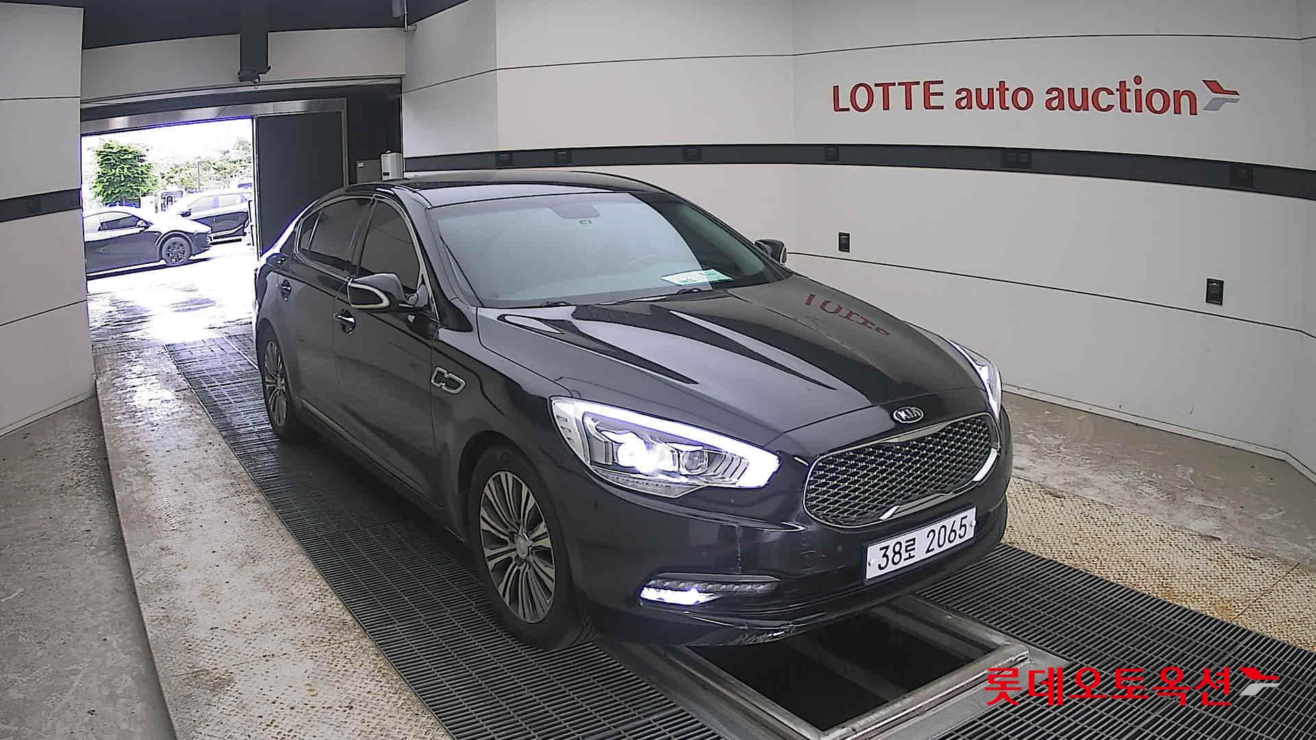 2015 - kia k9