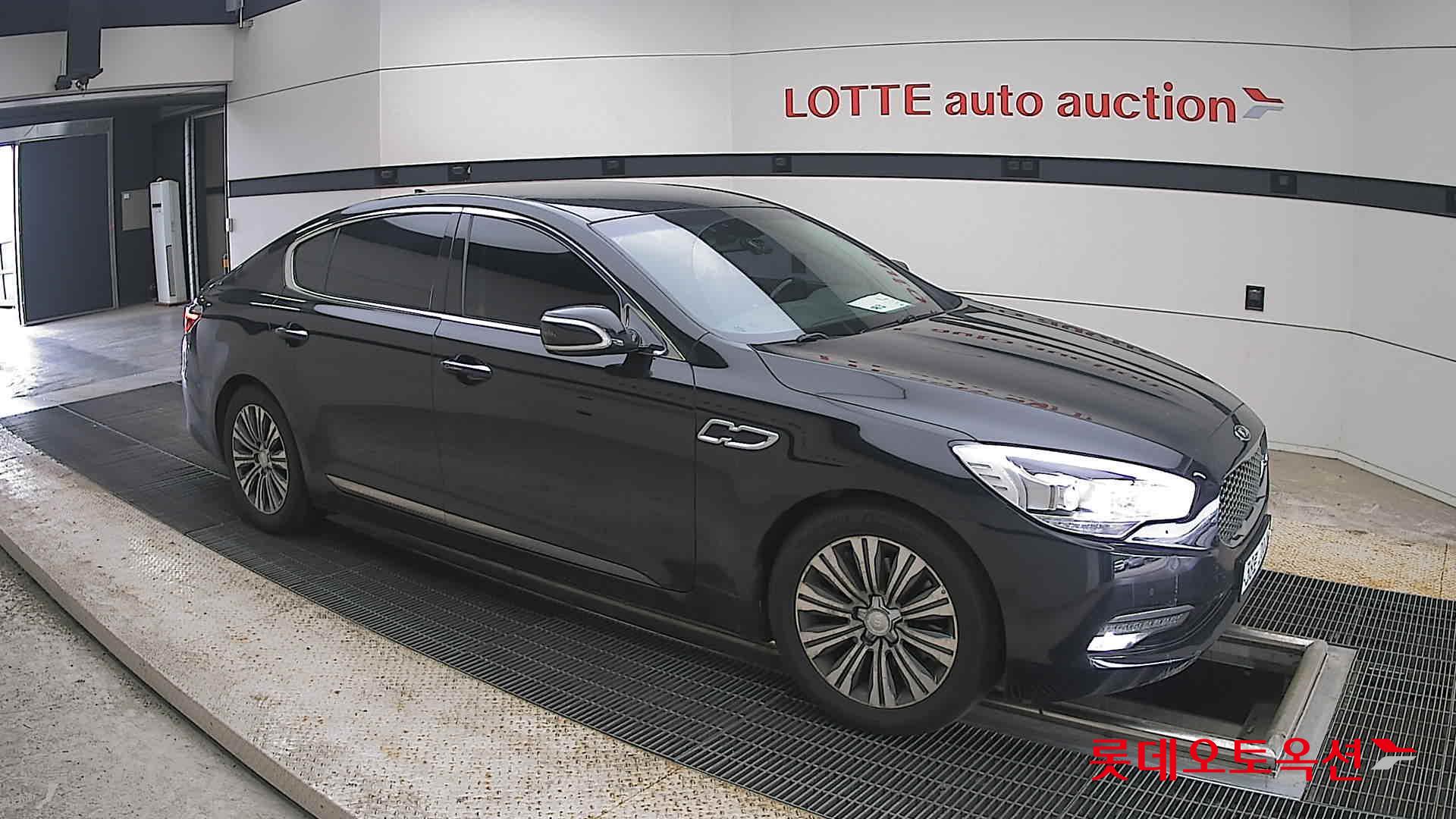 2015 - kia k9