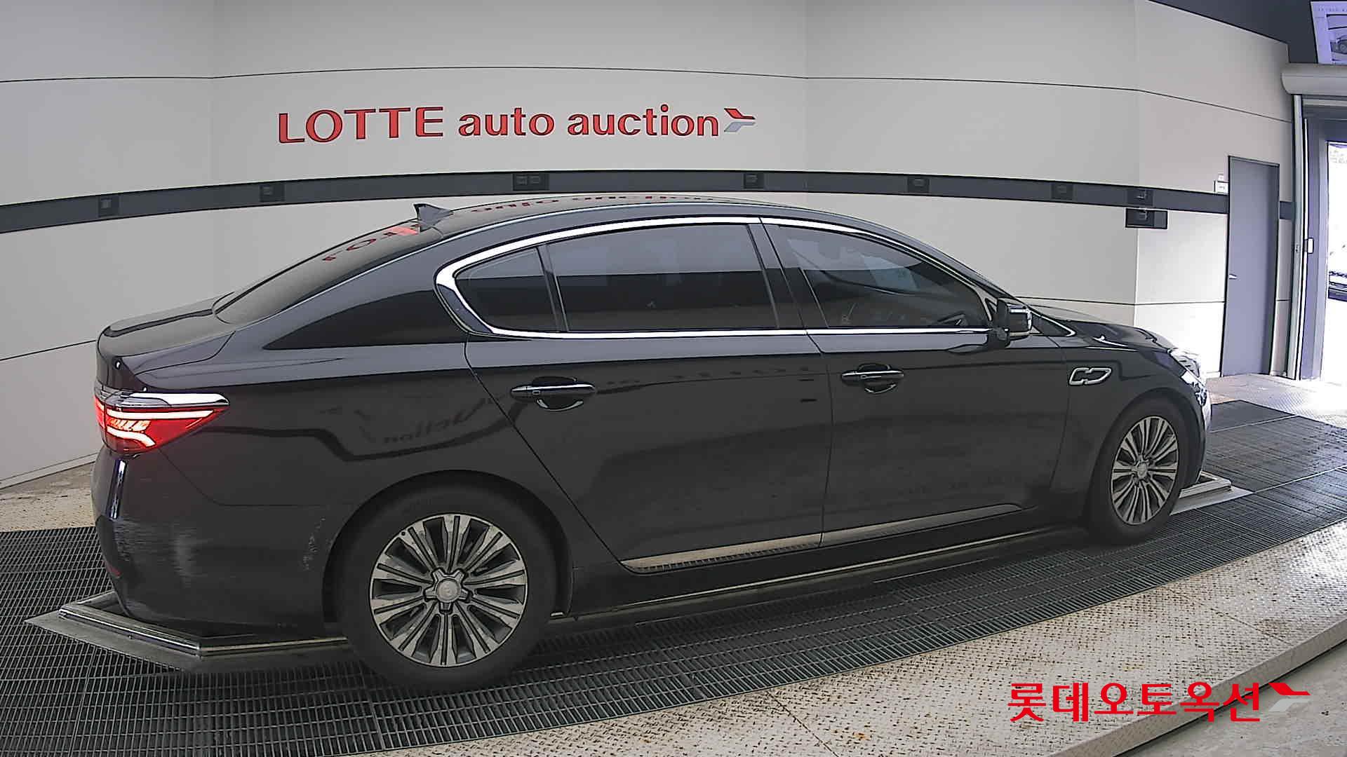 2015 - kia k9
