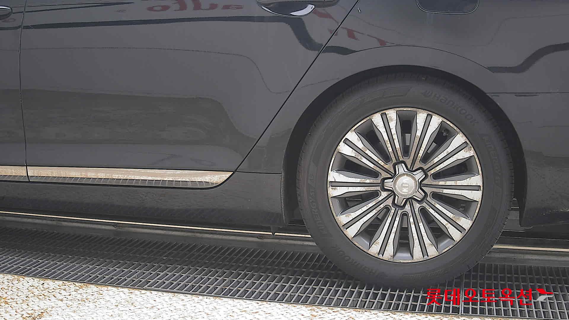 2015 - kia k9