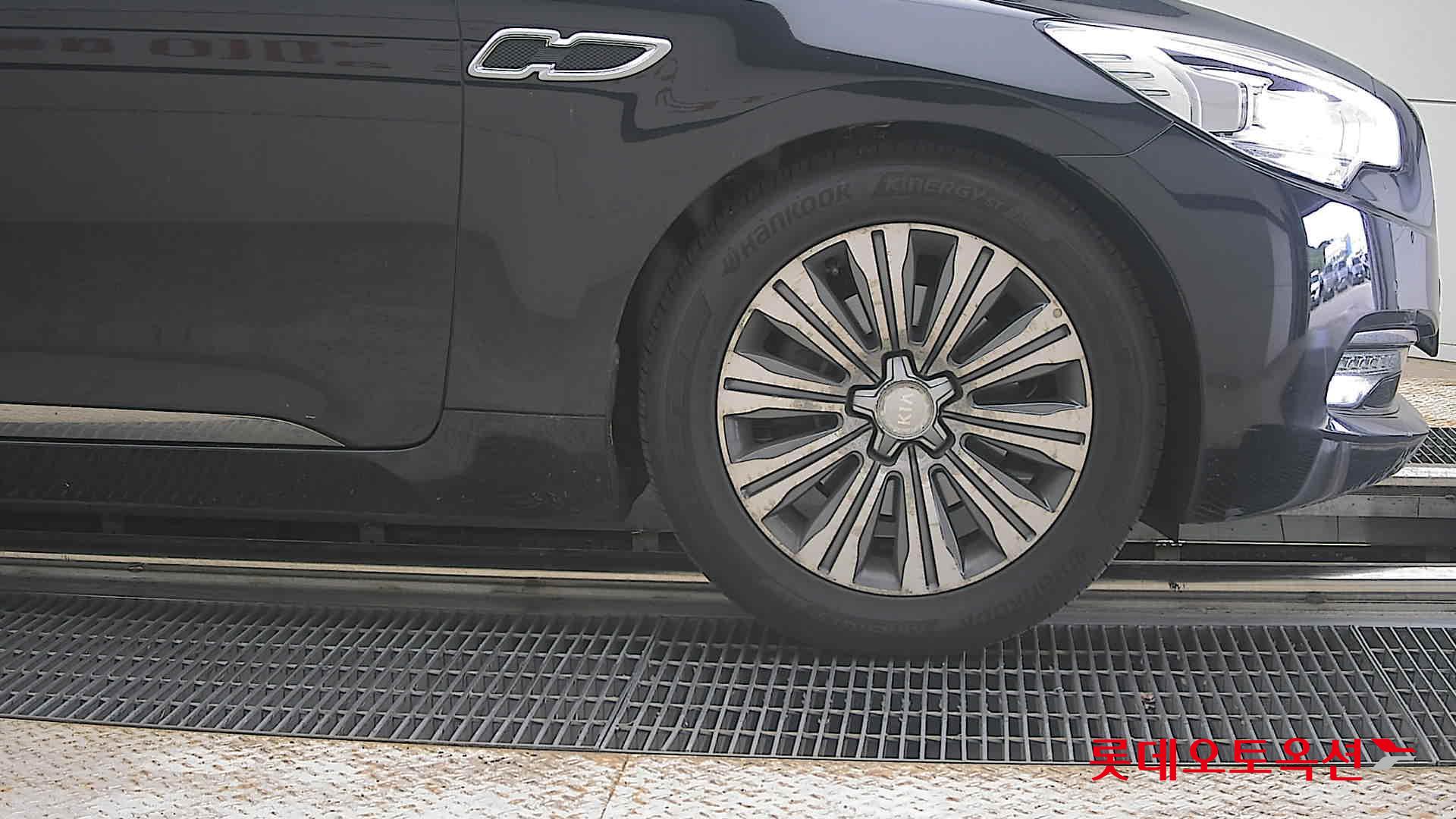 2015 - kia k9