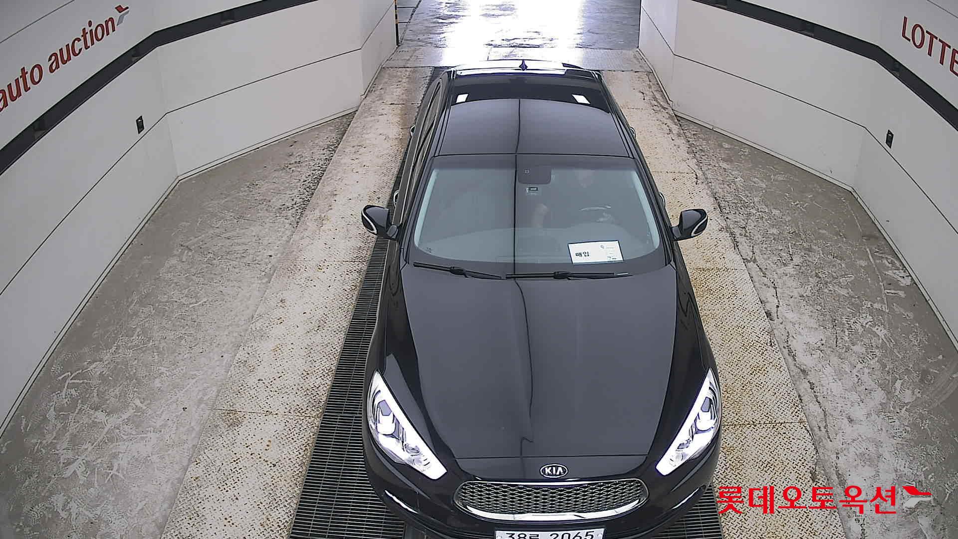 2015 - kia k9
