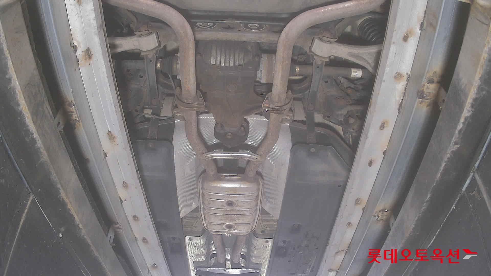 2015 - kia k9