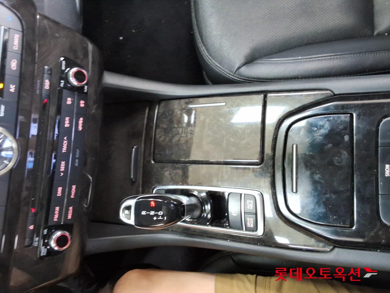 2015 - kia k9
