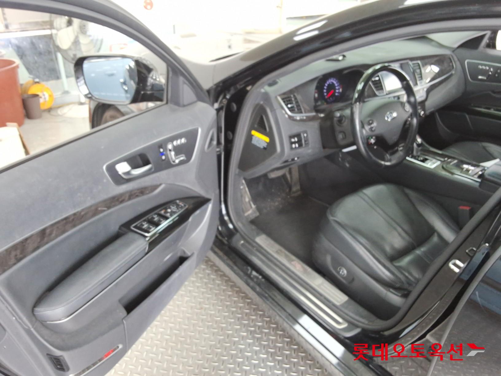 2015 - kia k9