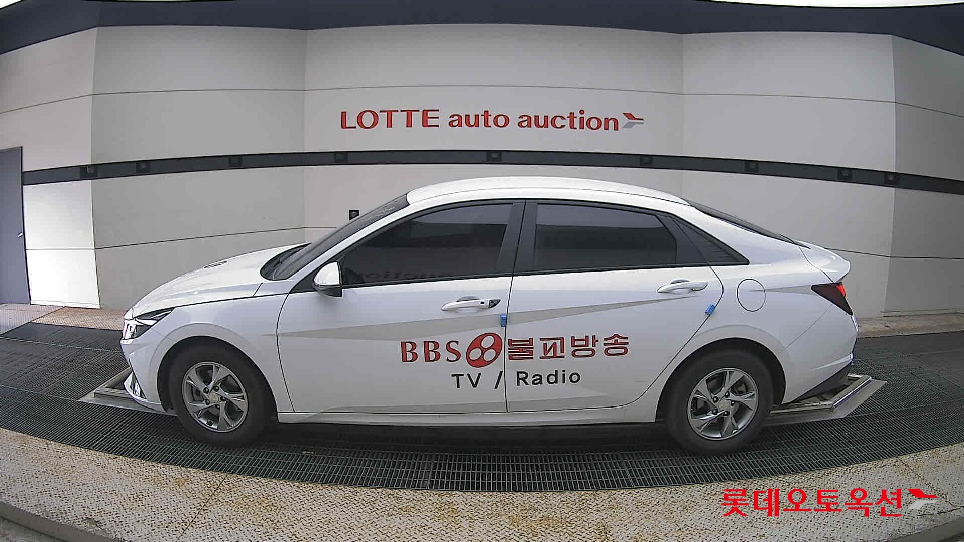 2021 - hyundai avante