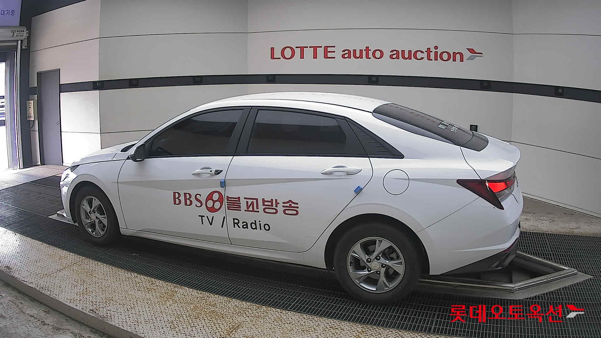 2021 - hyundai avante