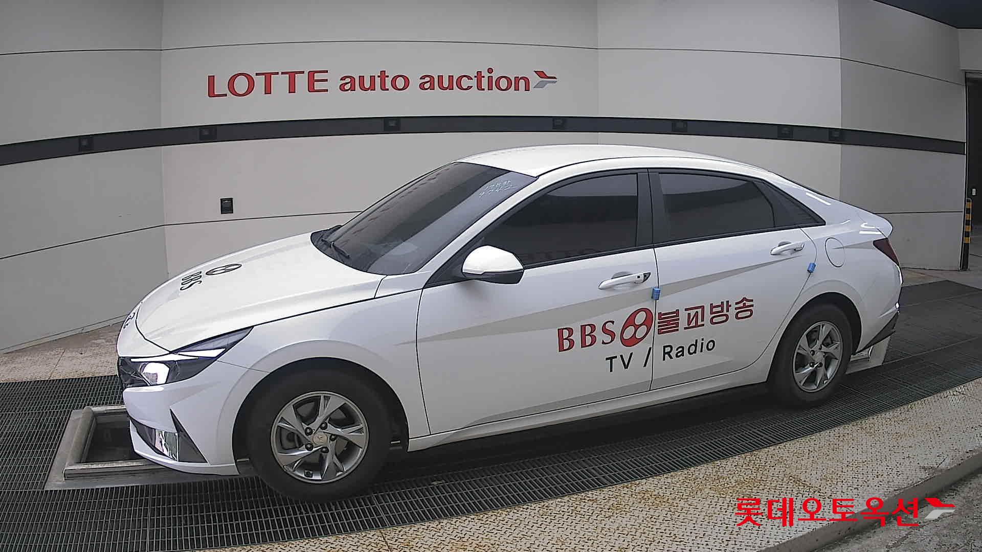 2021 - hyundai avante