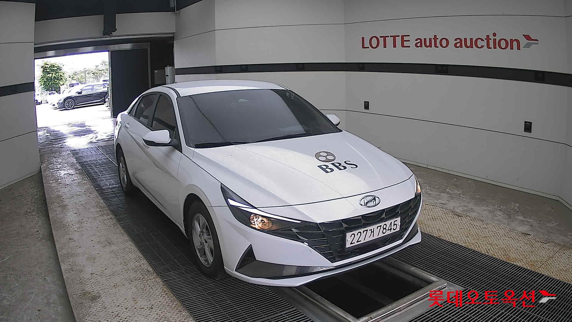 2021 - hyundai avante