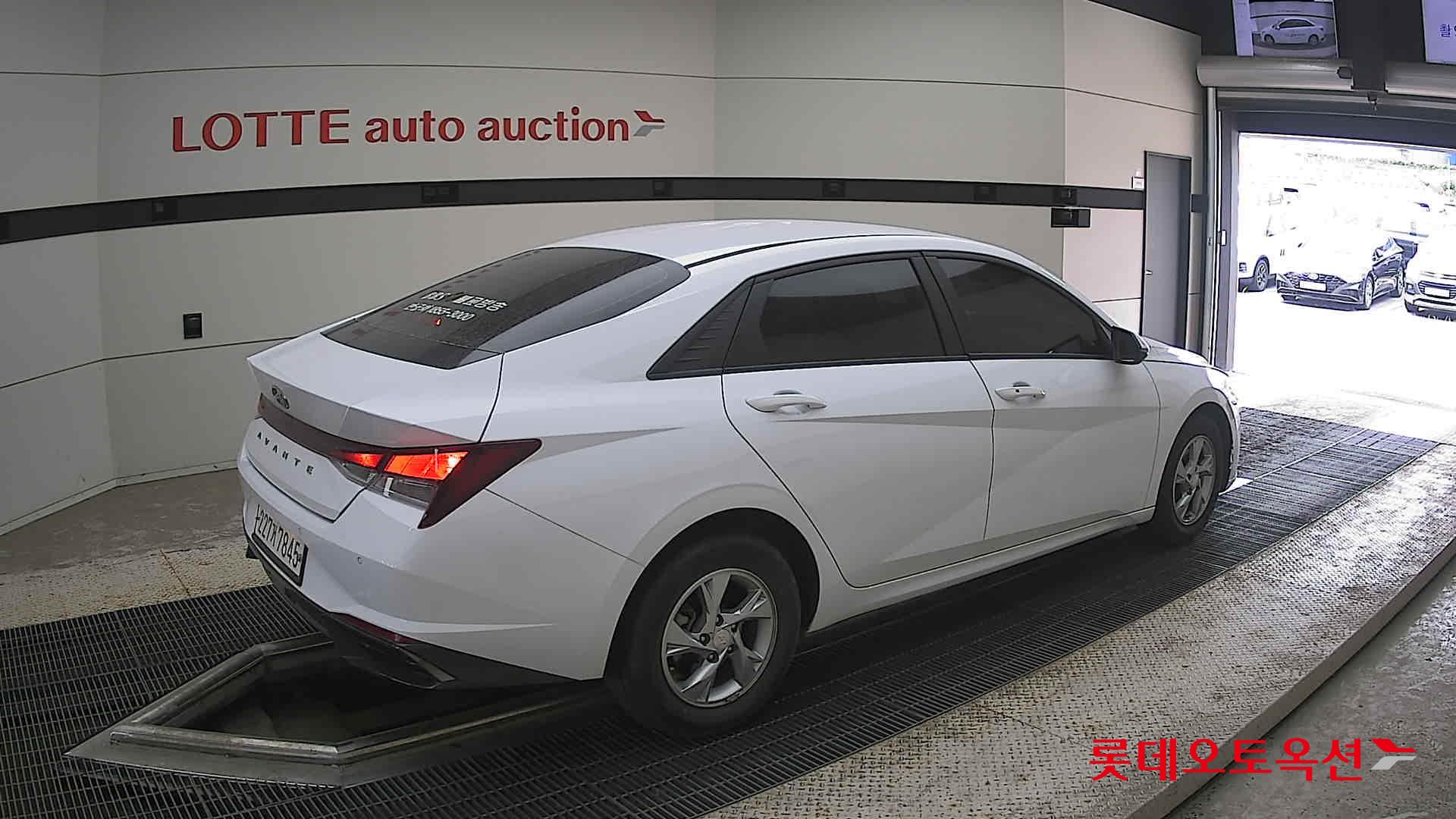 2021 - hyundai avante