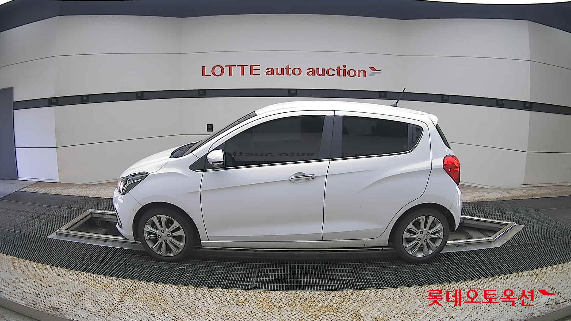 2017 - chevrolet spark