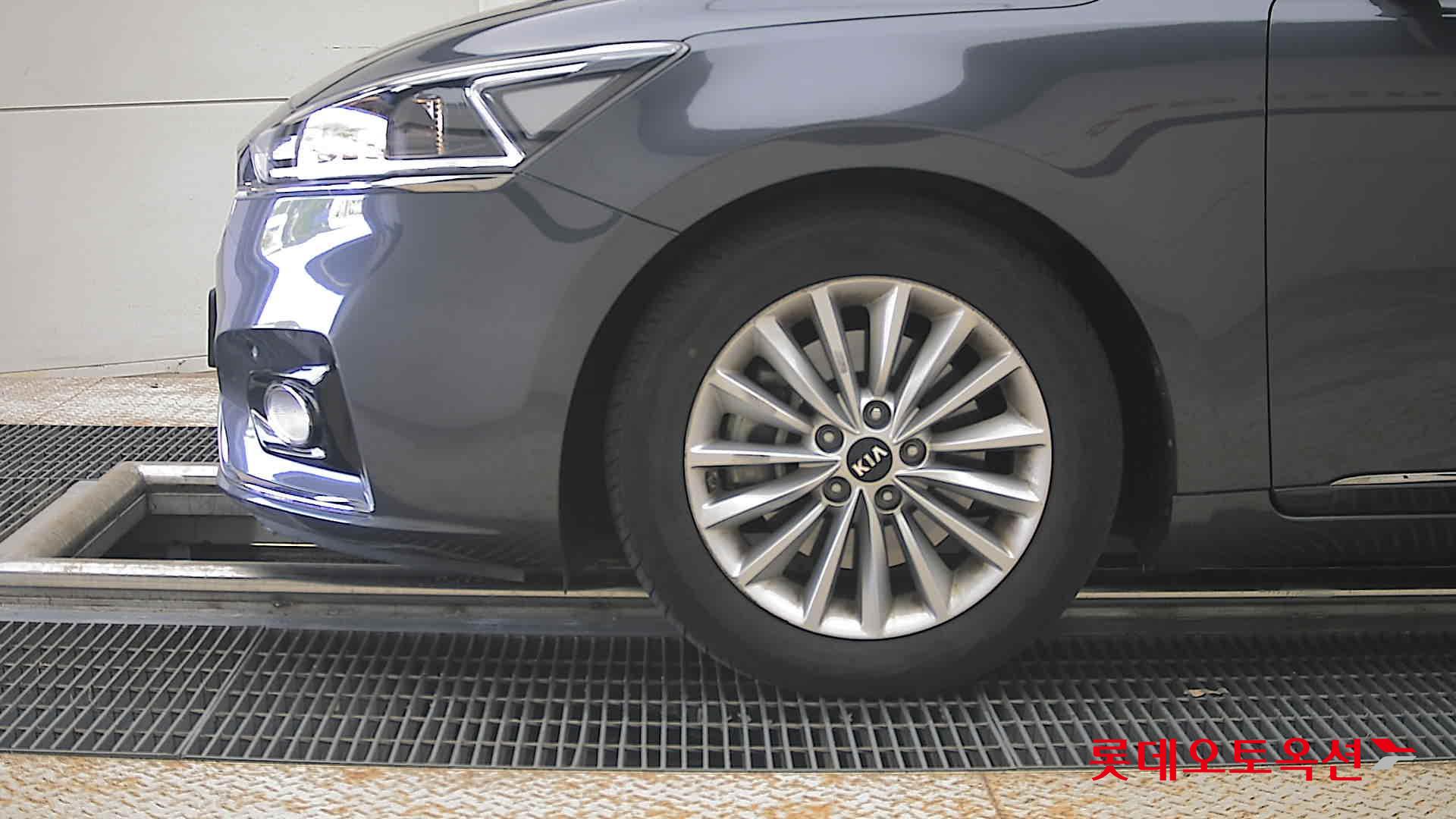 2018 - kia k7