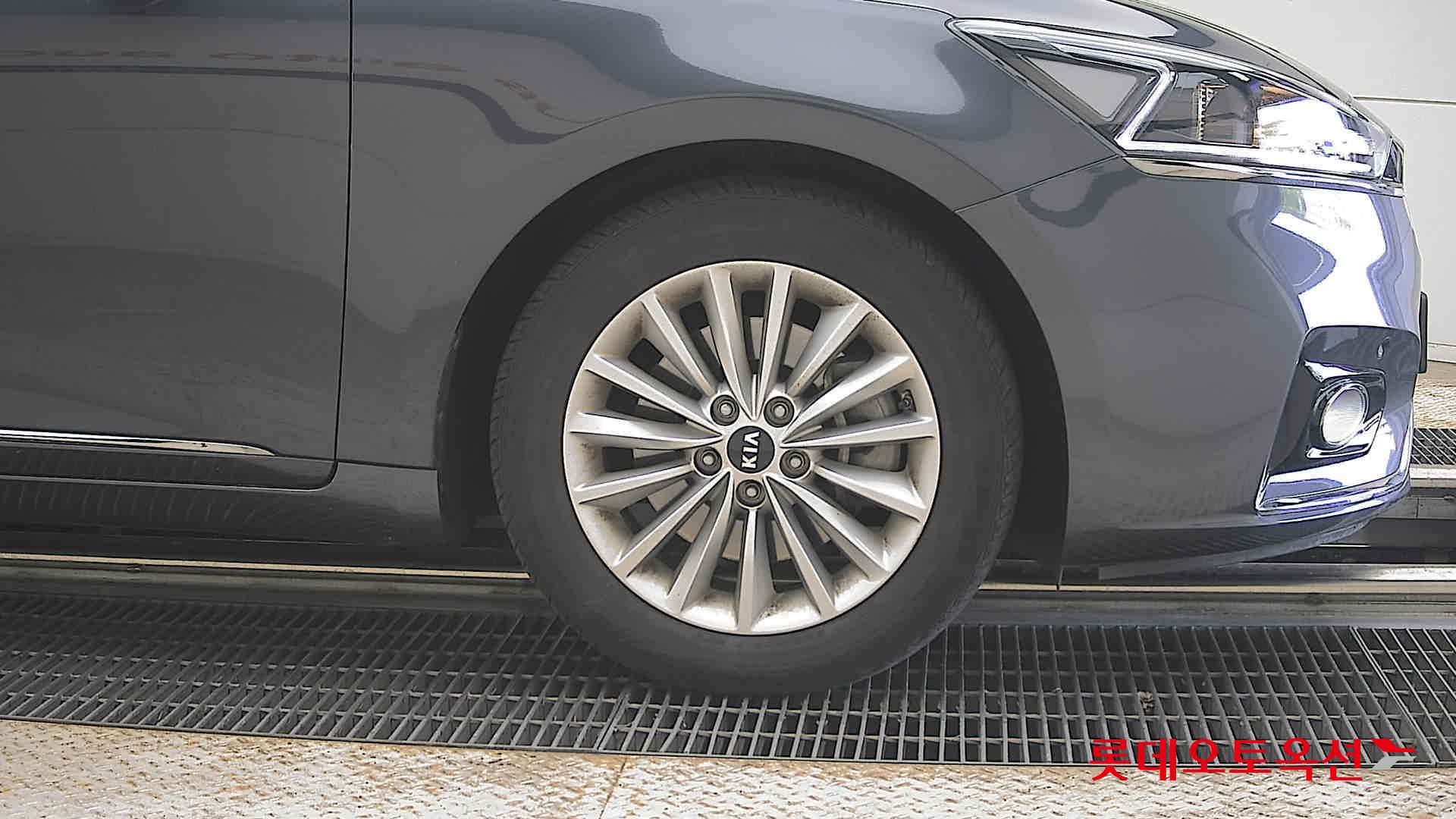2018 - kia k7