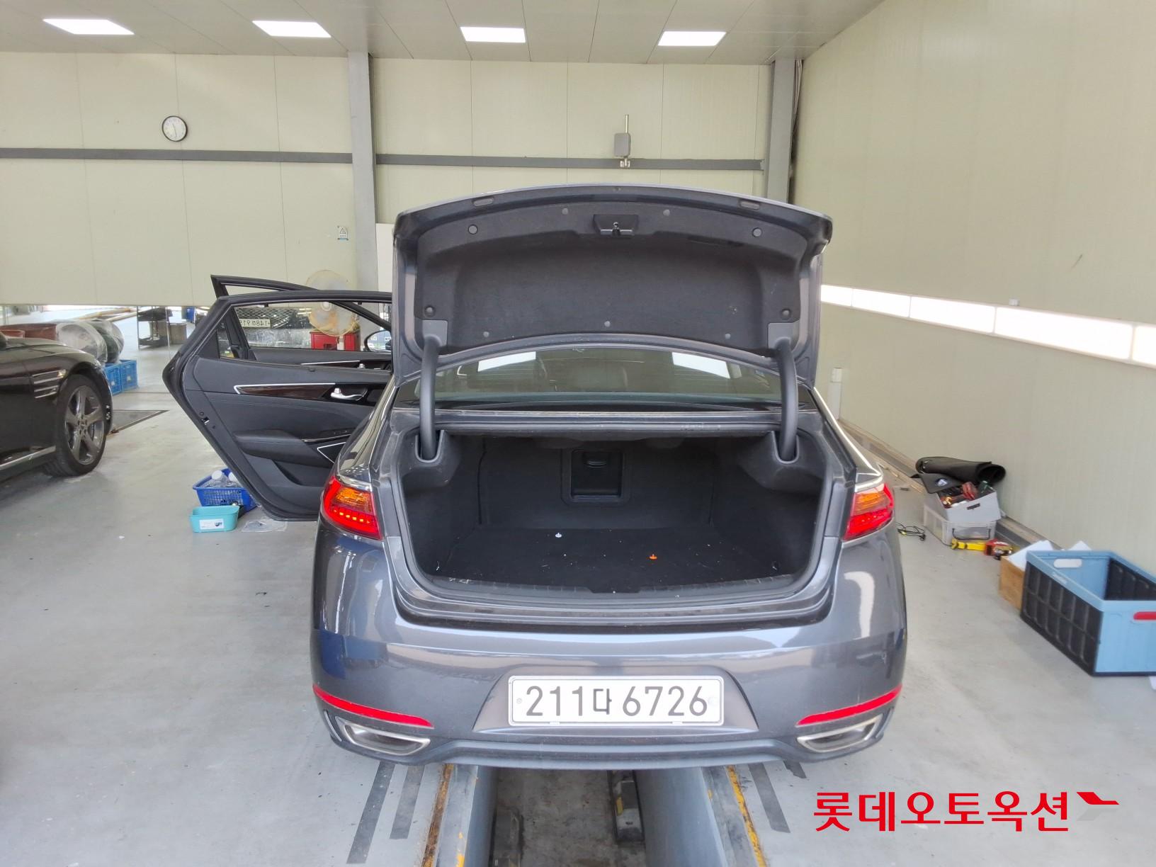 2018 - kia k7