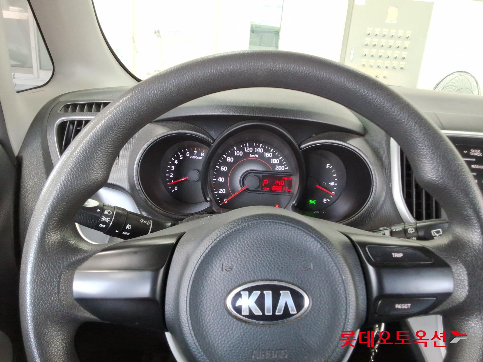2019 - kia ray