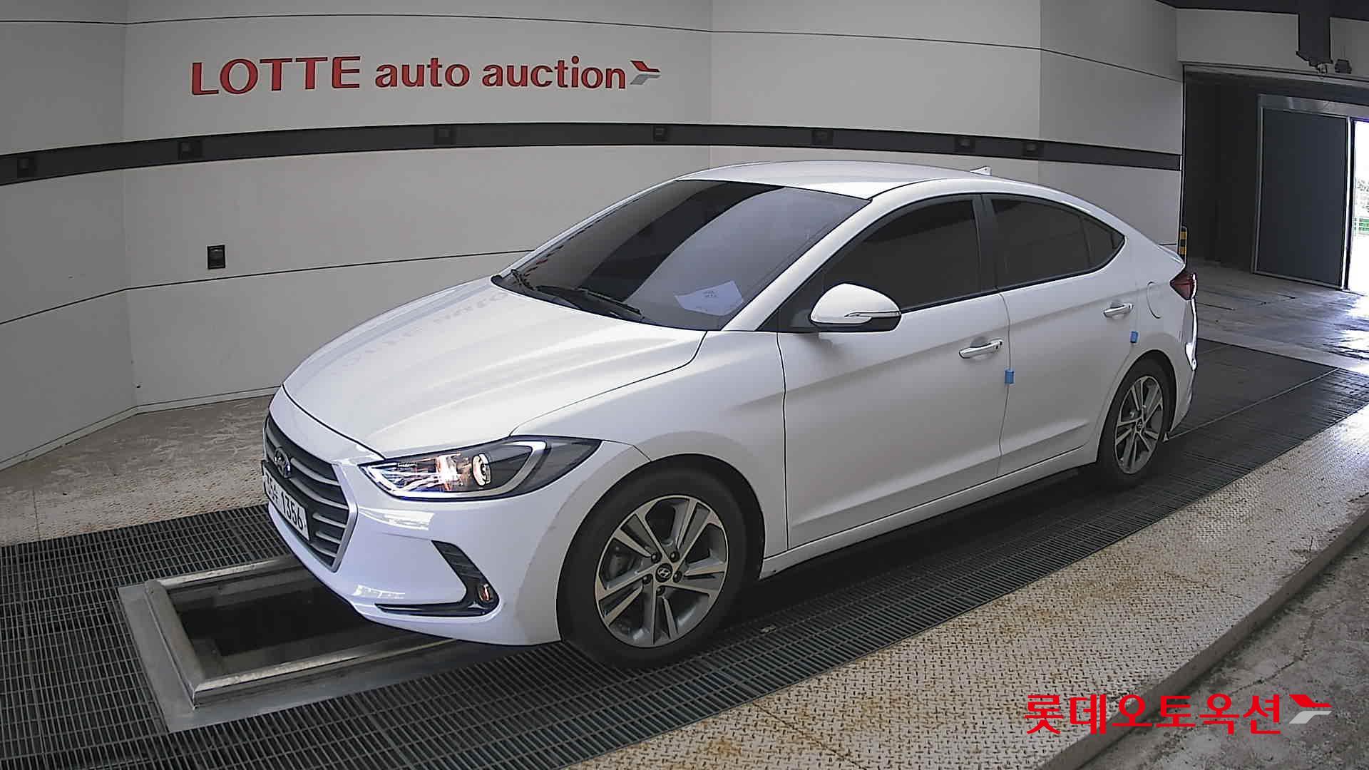 2018 - hyundai avante