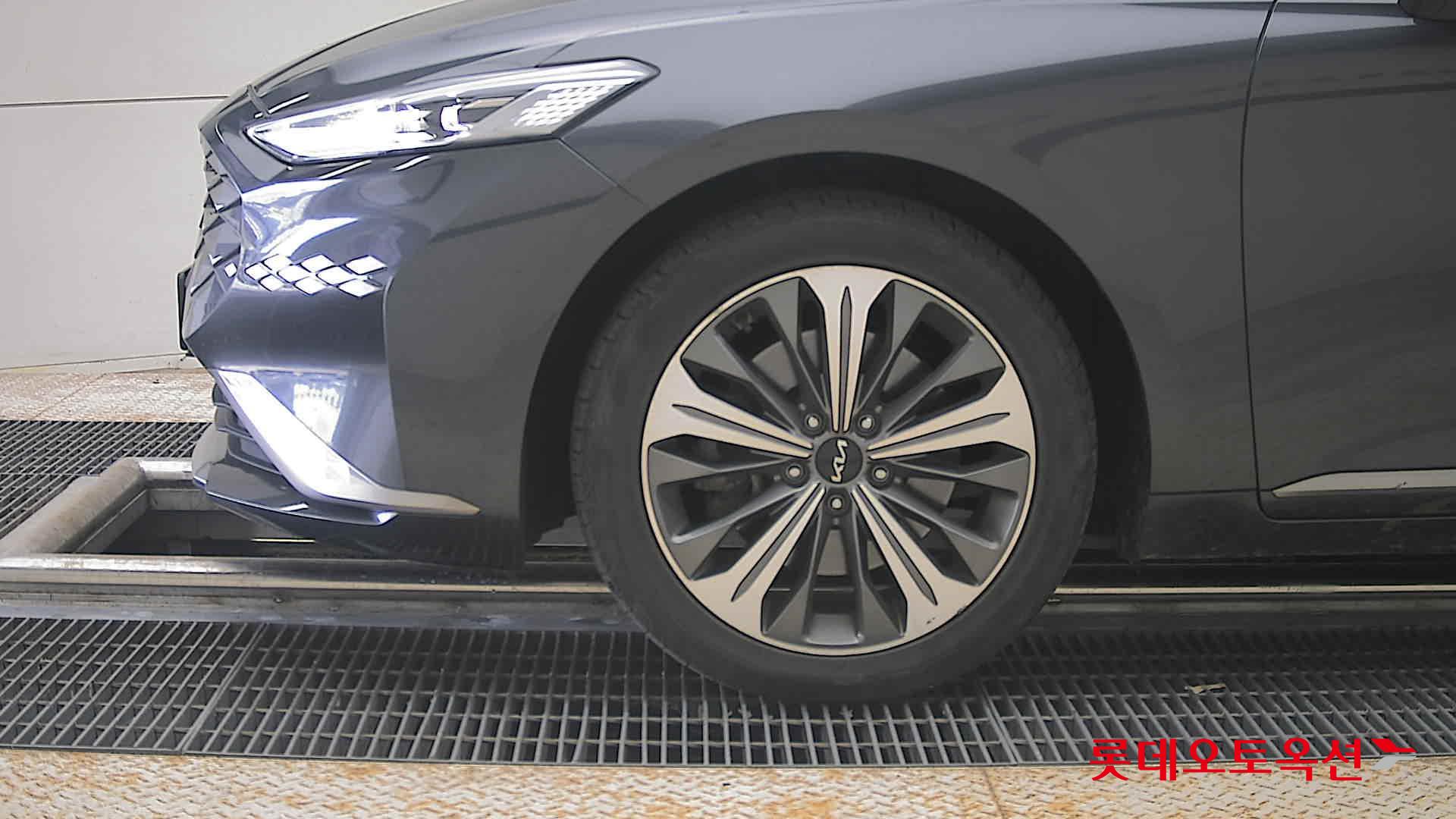 2022 - kia k8