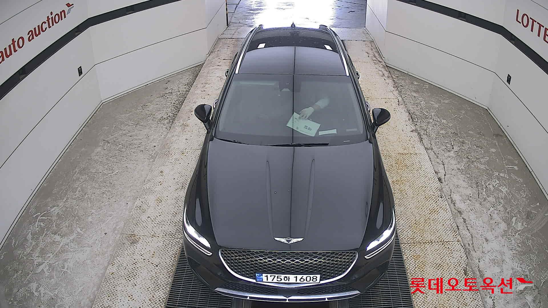 2023 - genesis gv70