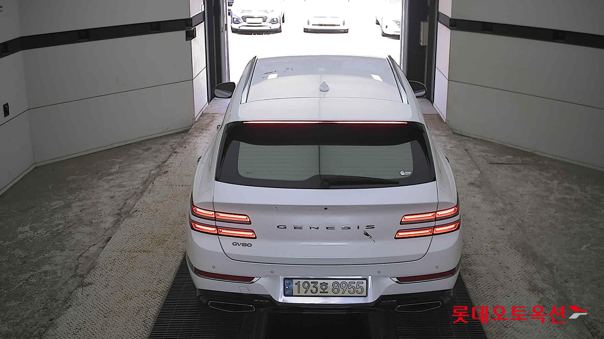 2022 - genesis gv80