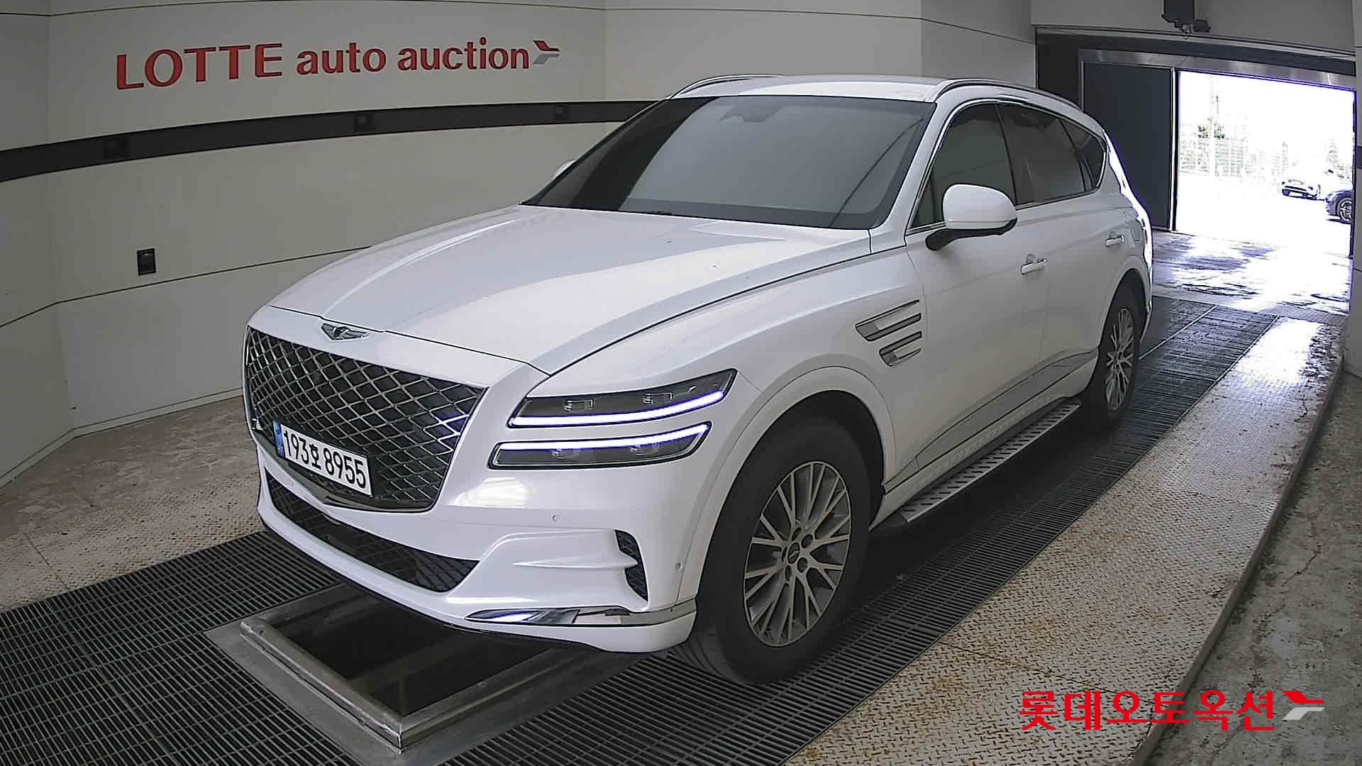 2022 - genesis gv80