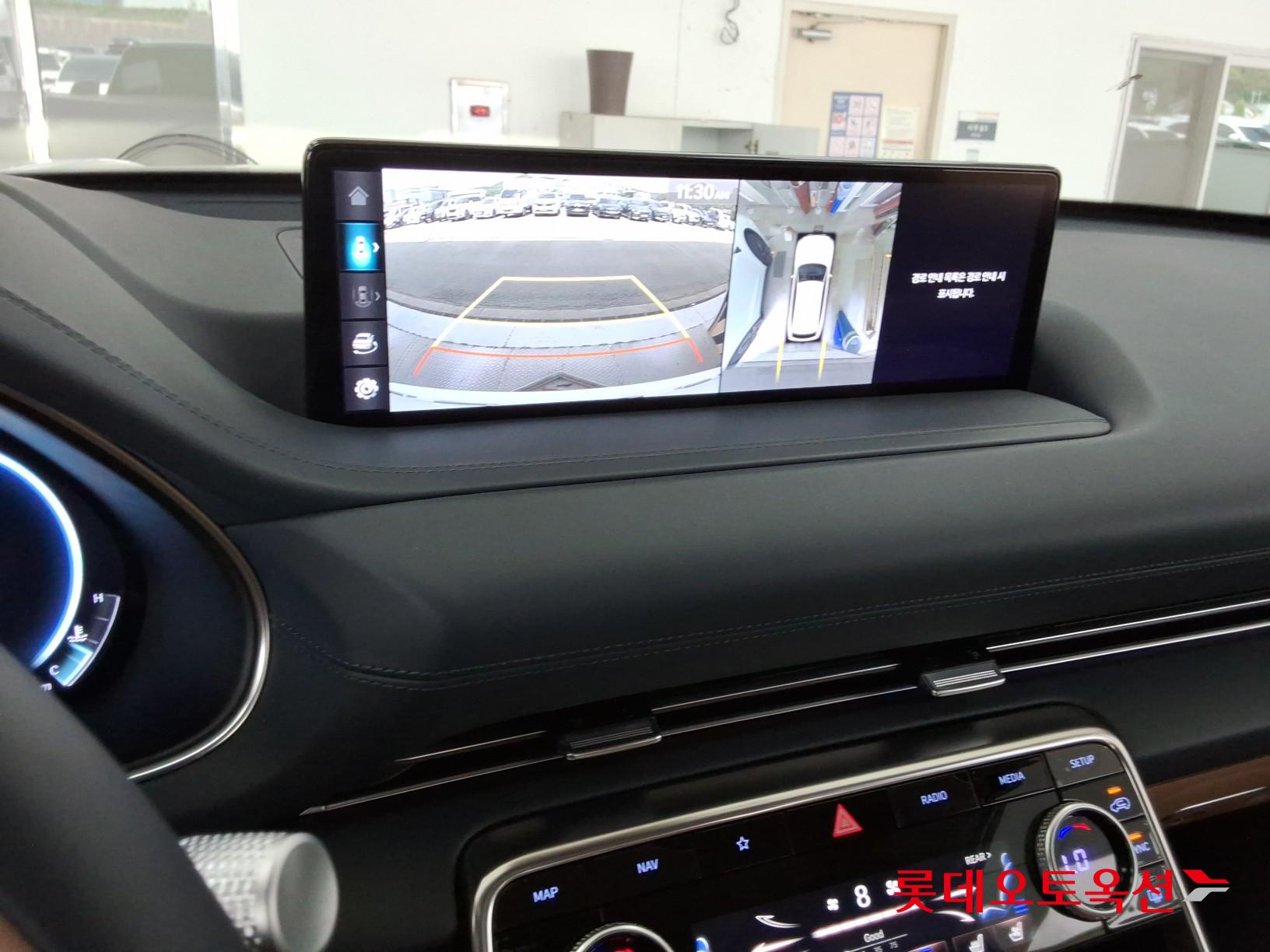 2022 - genesis gv80