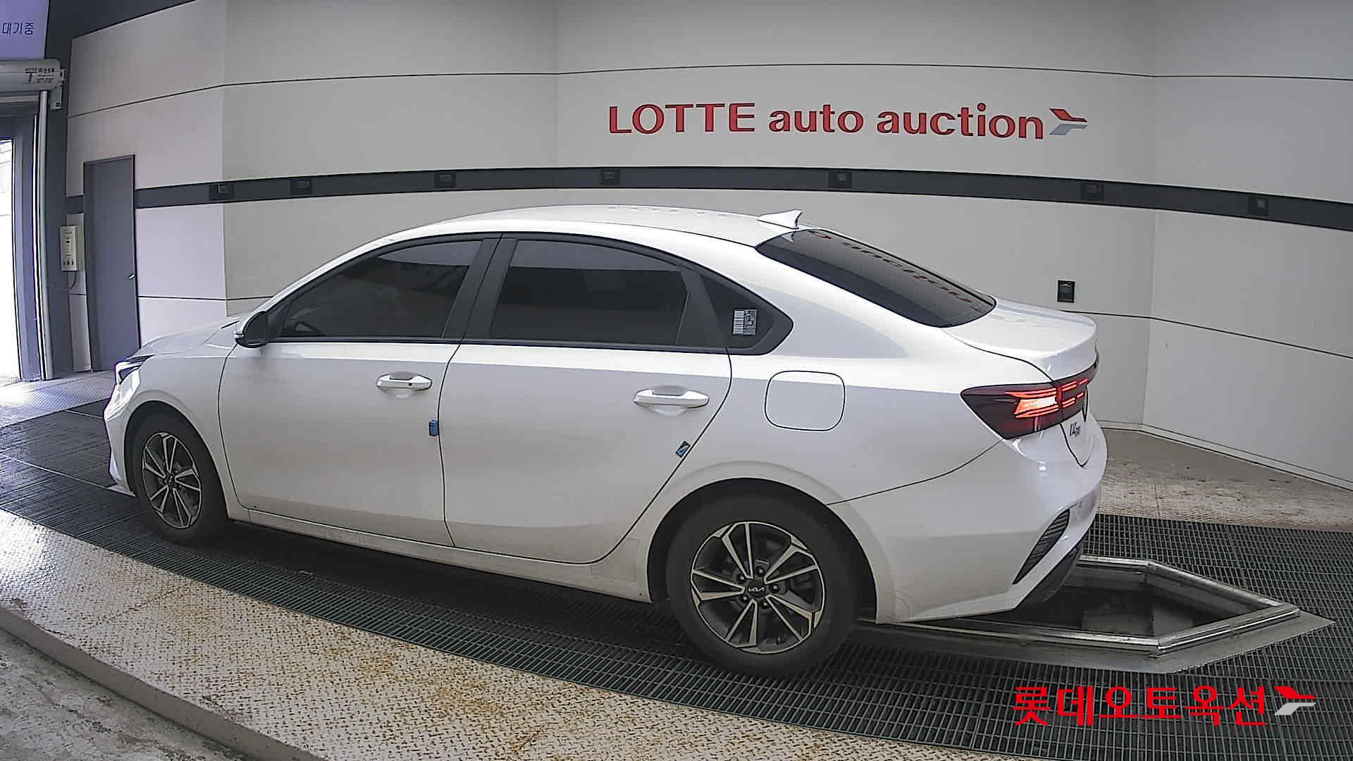 2022 - kia k3