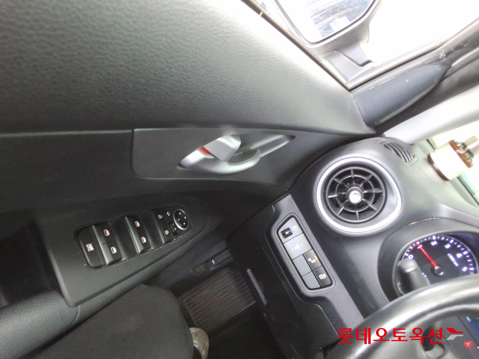 2022 - kia k3