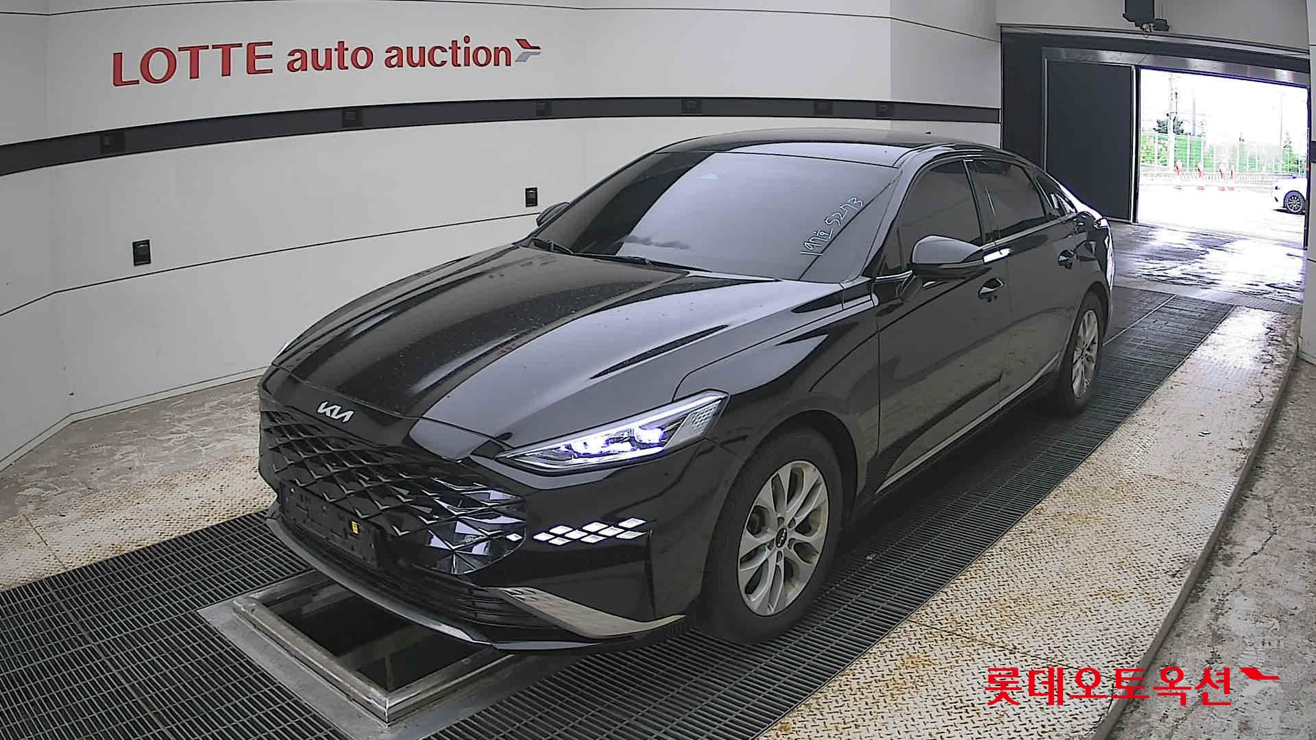 2022 - kia k8
