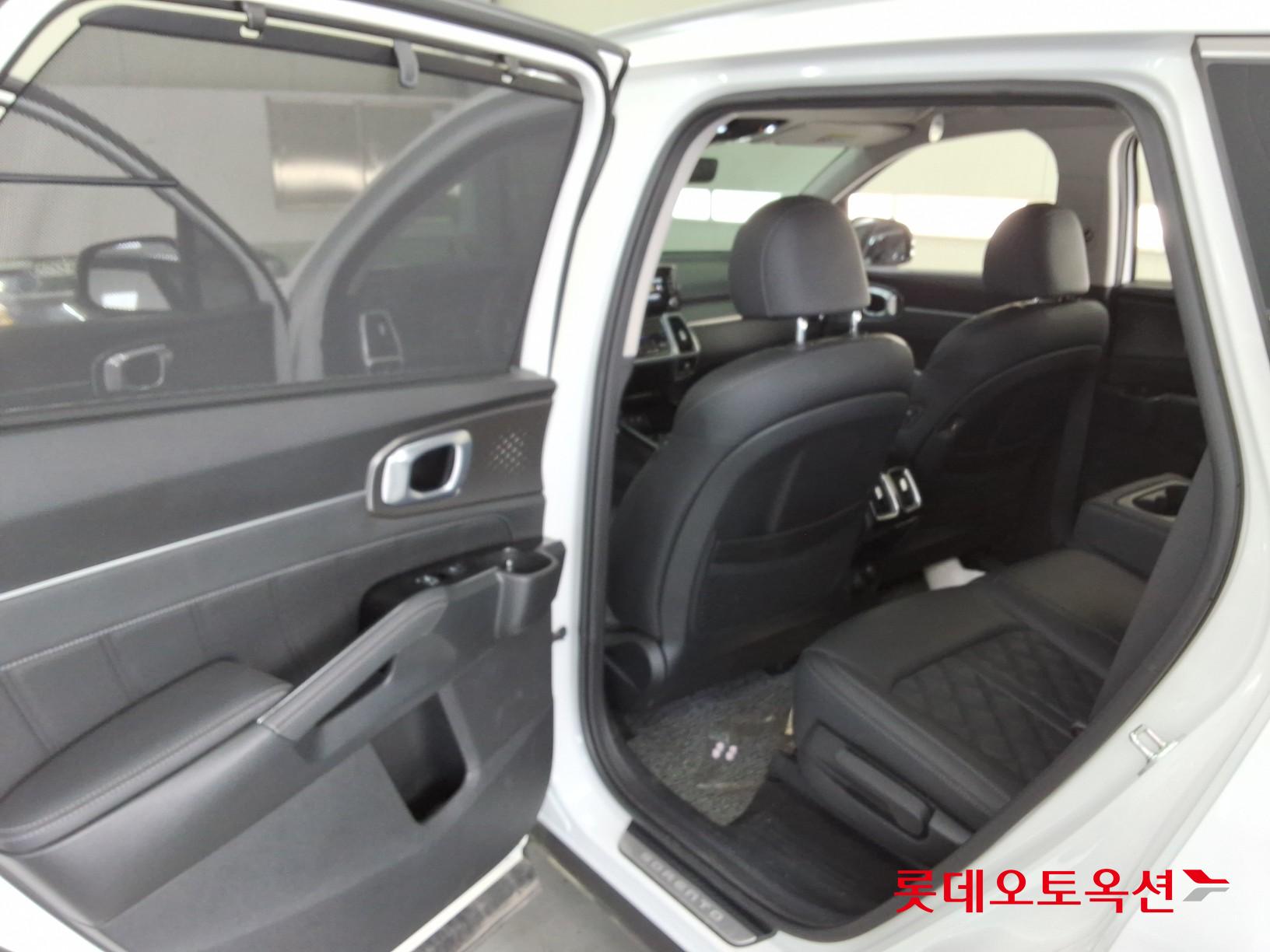 2023 - kia sorento
