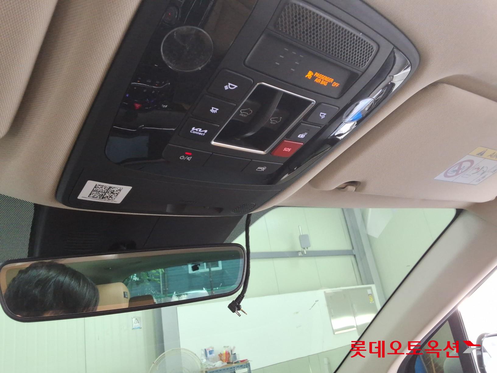 2022 - kia carnival