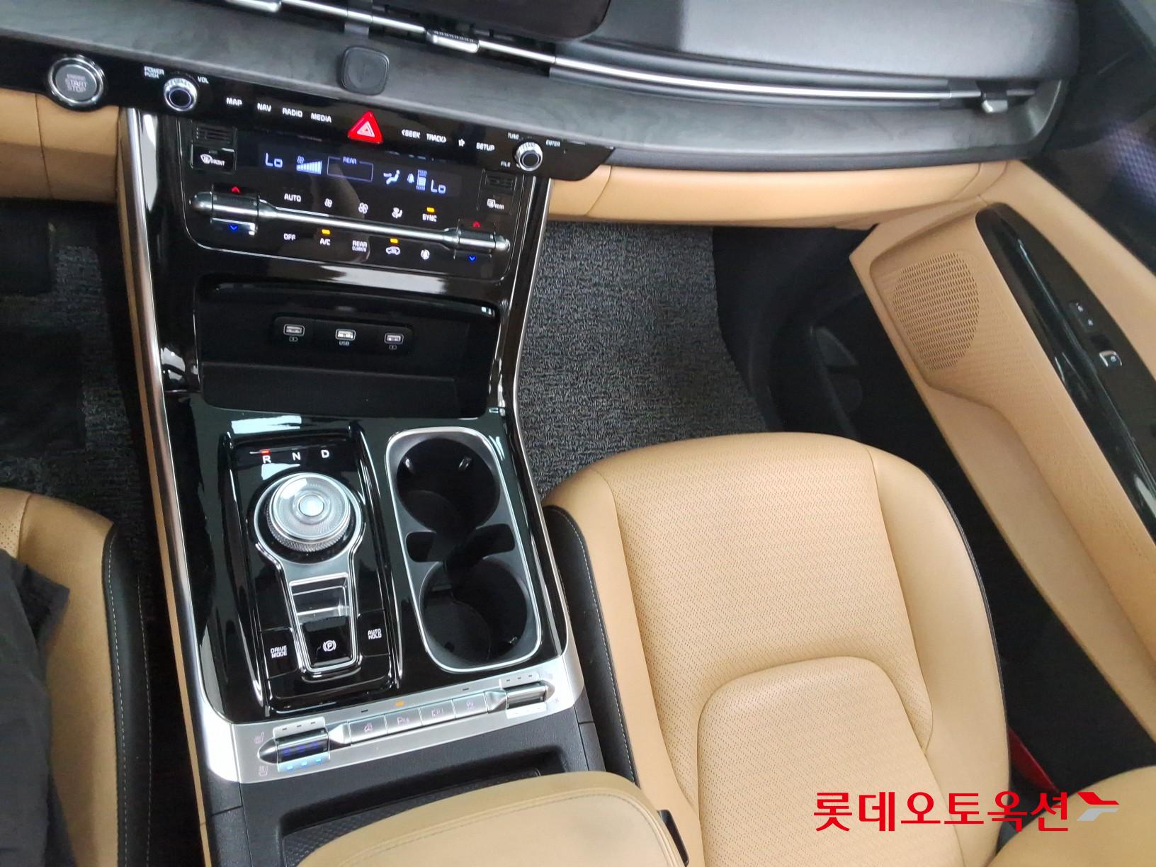 2022 - kia carnival