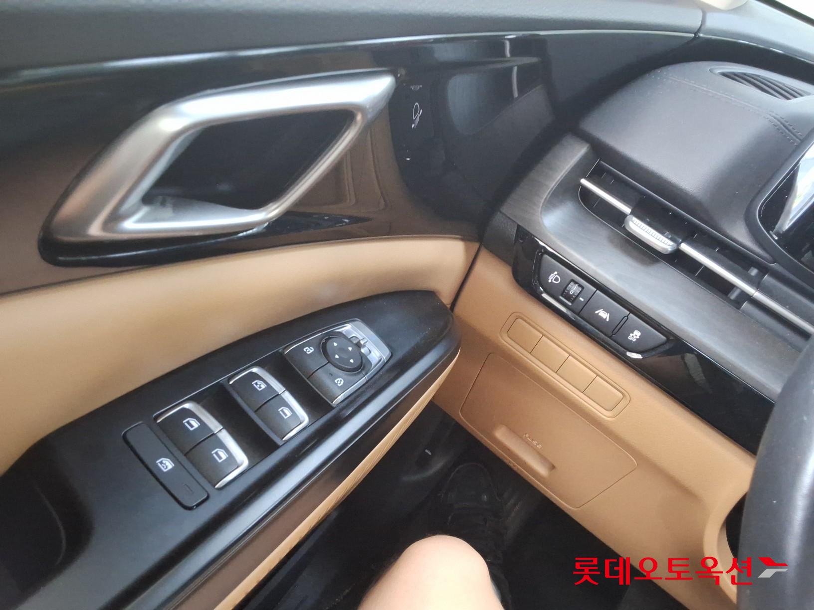 2021 - kia carnival